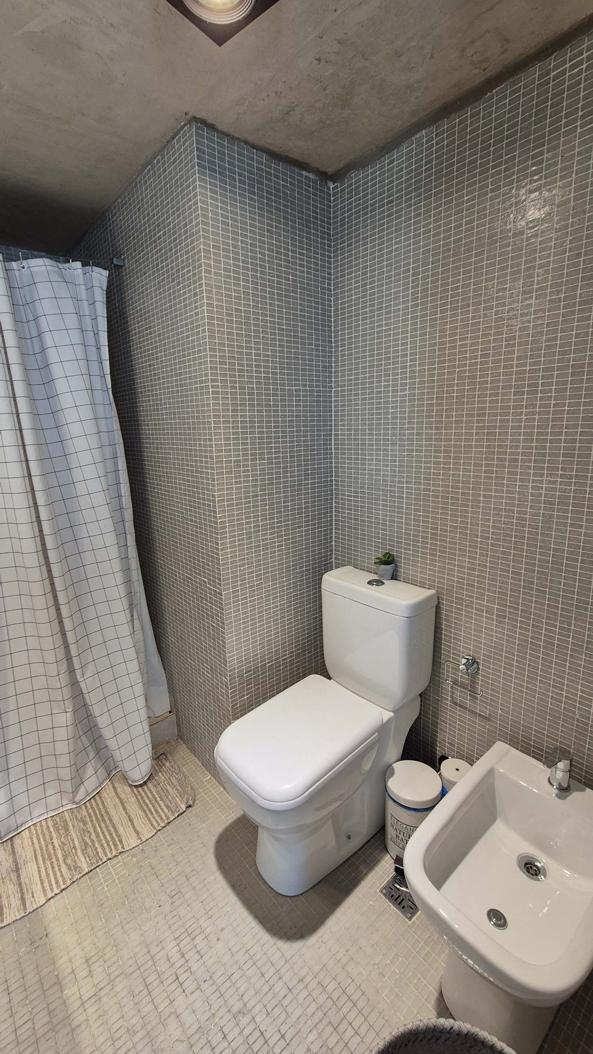 Dpto 2 amb en duplex con Terraza, patio y parrilla - 18