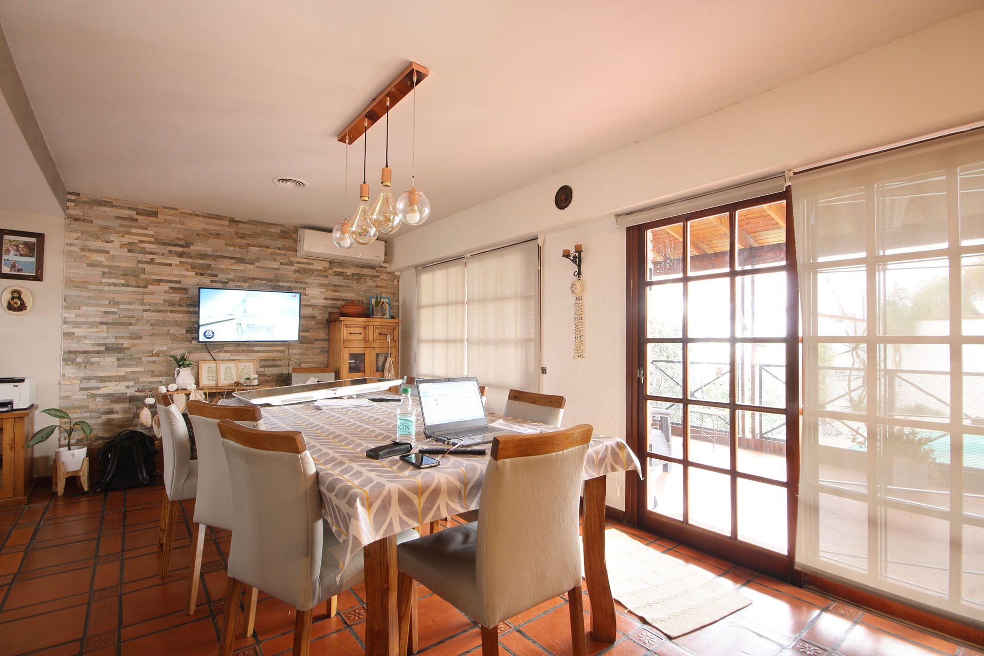 CASA EN VENTA CON PILETA EN RAMOS MEJIA - 15