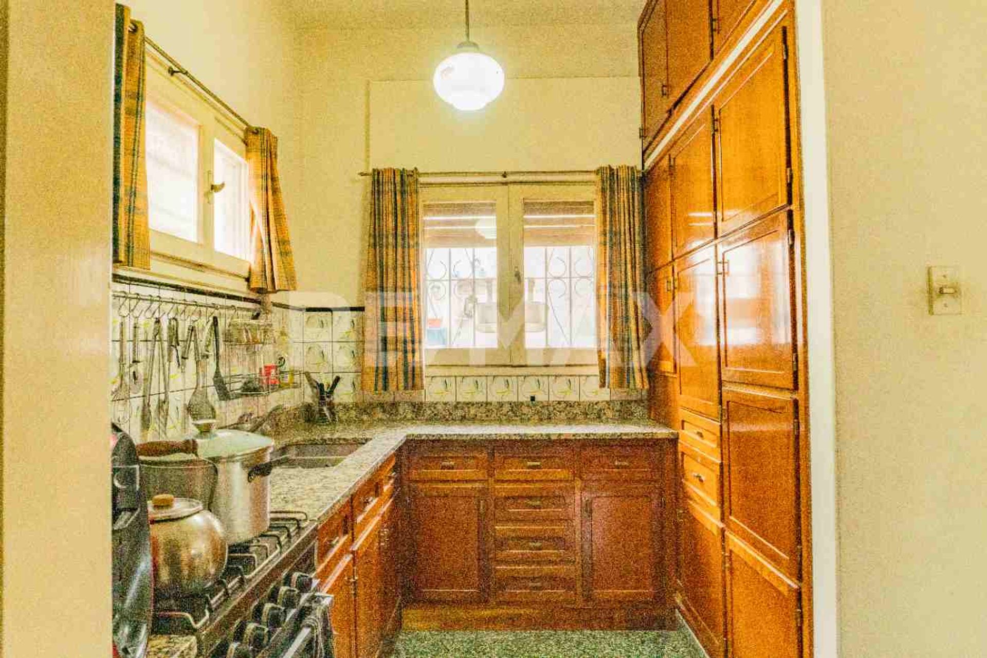 Casa + Dpto en venta, Elordi &amp; Brentana, Nqn - 16