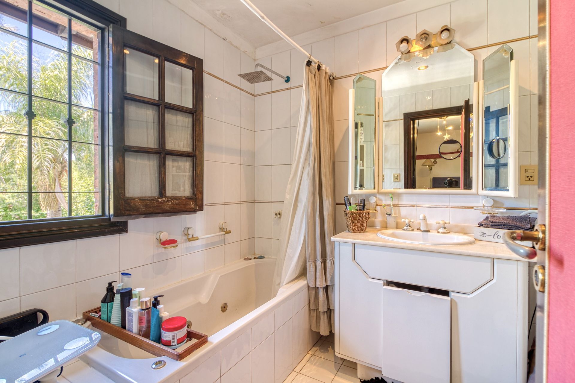 Casa en Venta en Moron, G.B.A. Zona Oeste