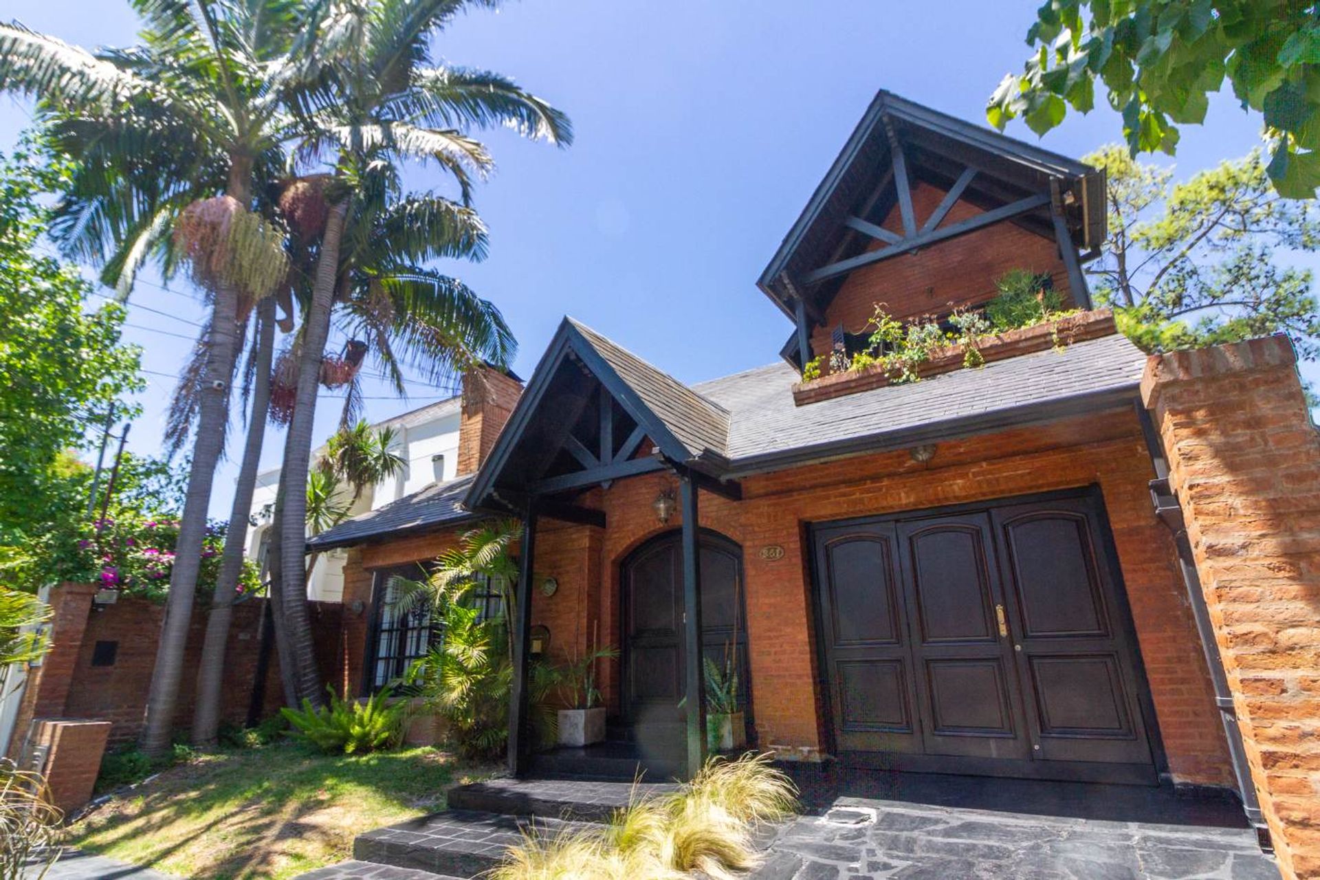 Casa en Venta en Moron, G.B.A. Zona Oeste