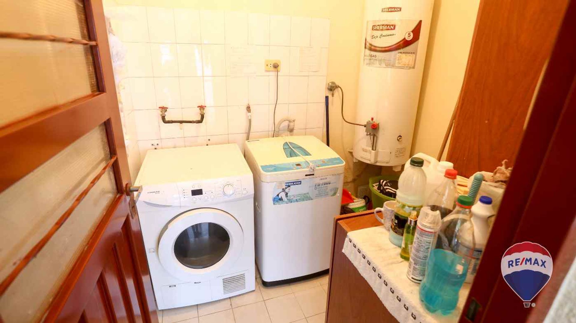 CASA EN VENTA DE 6 AMBIENTES LLAVALLOL CON PILETA - 14
