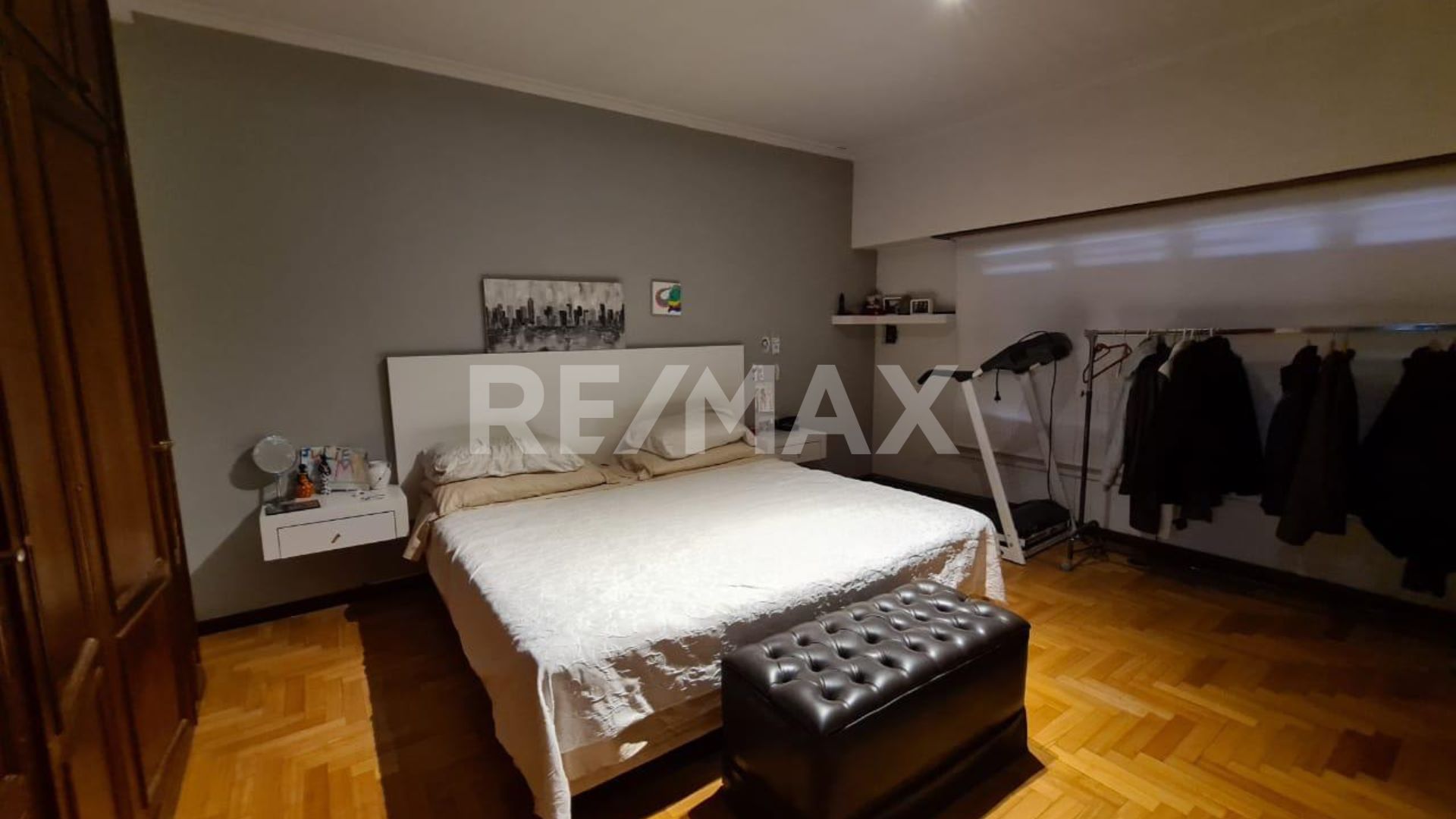 VENTA CASA 5 DORMITORIOS /LOTE APTO COMERCIAL, NQN - 9
