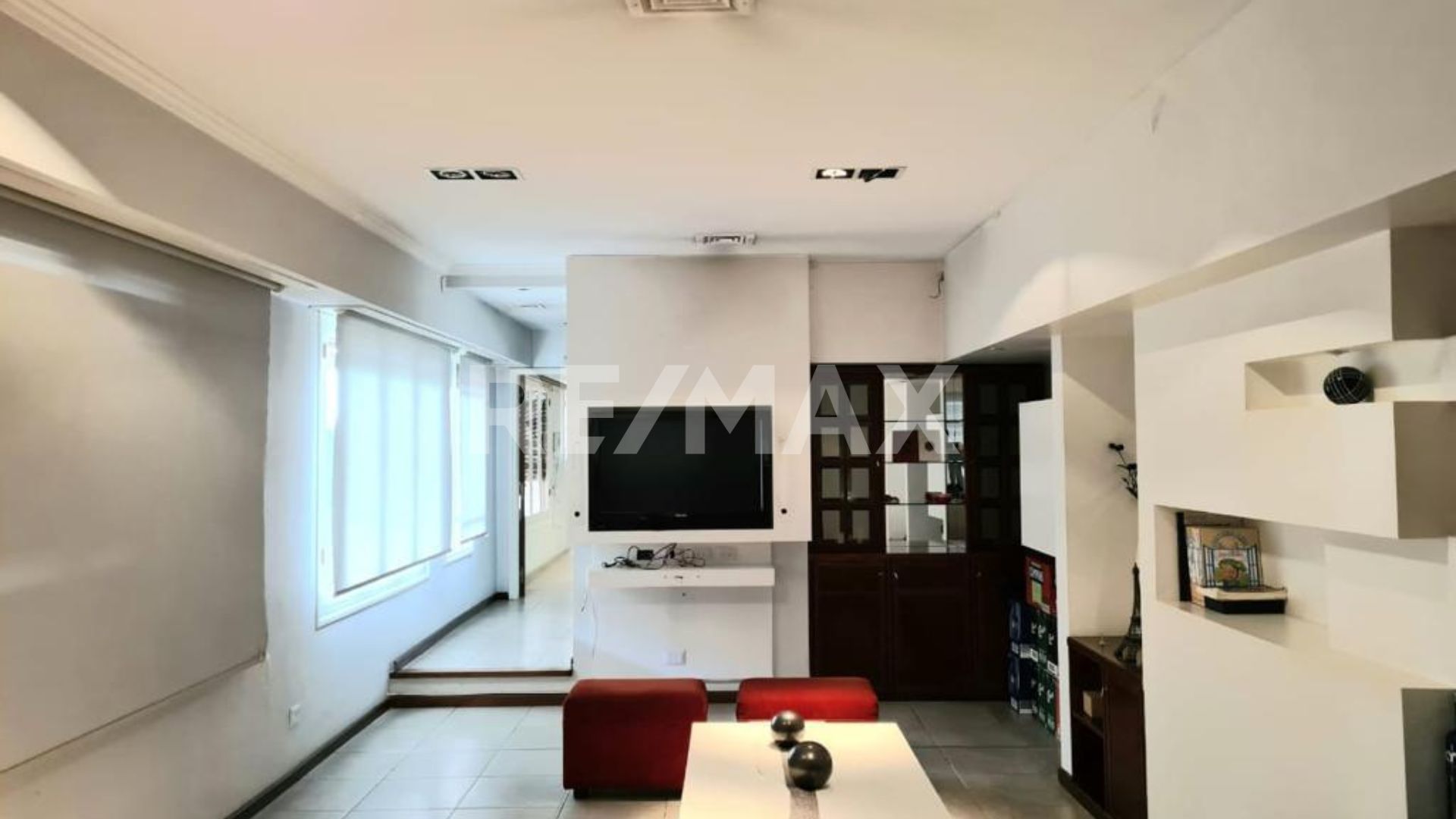 VENTA CASA 5 DORMITORIOS /LOTE APTO COMERCIAL, NQN - 5