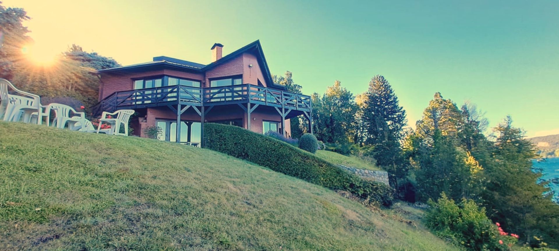 VENTA EXCLUSIVA PROPIEDAD SOBRE LAGO NAHUEL HUAPI - 8