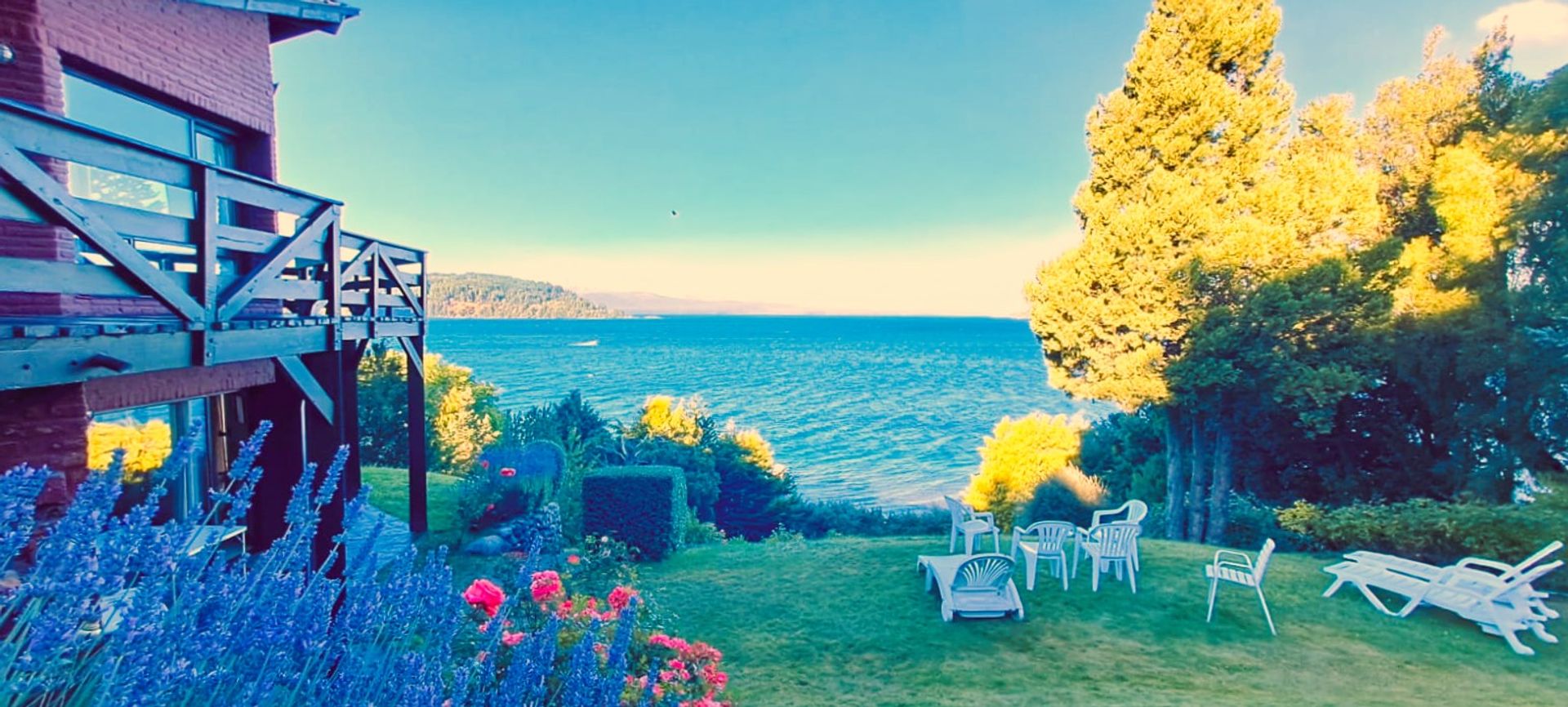 VENTA EXCLUSIVA PROPIEDAD SOBRE LAGO NAHUEL HUAPI - 1
