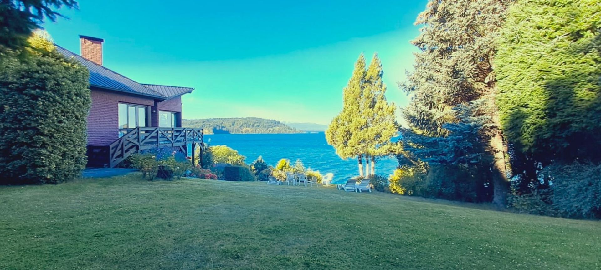VENTA EXCLUSIVA PROPIEDAD SOBRE LAGO NAHUEL HUAPI - 3