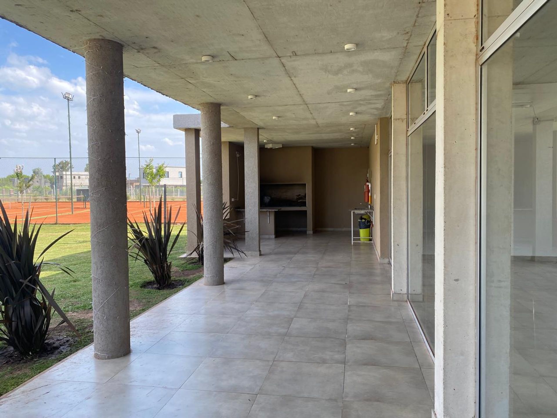 Lote en Santa Lucia ubicaci&oacute;n estrat&eacute;gica - 6