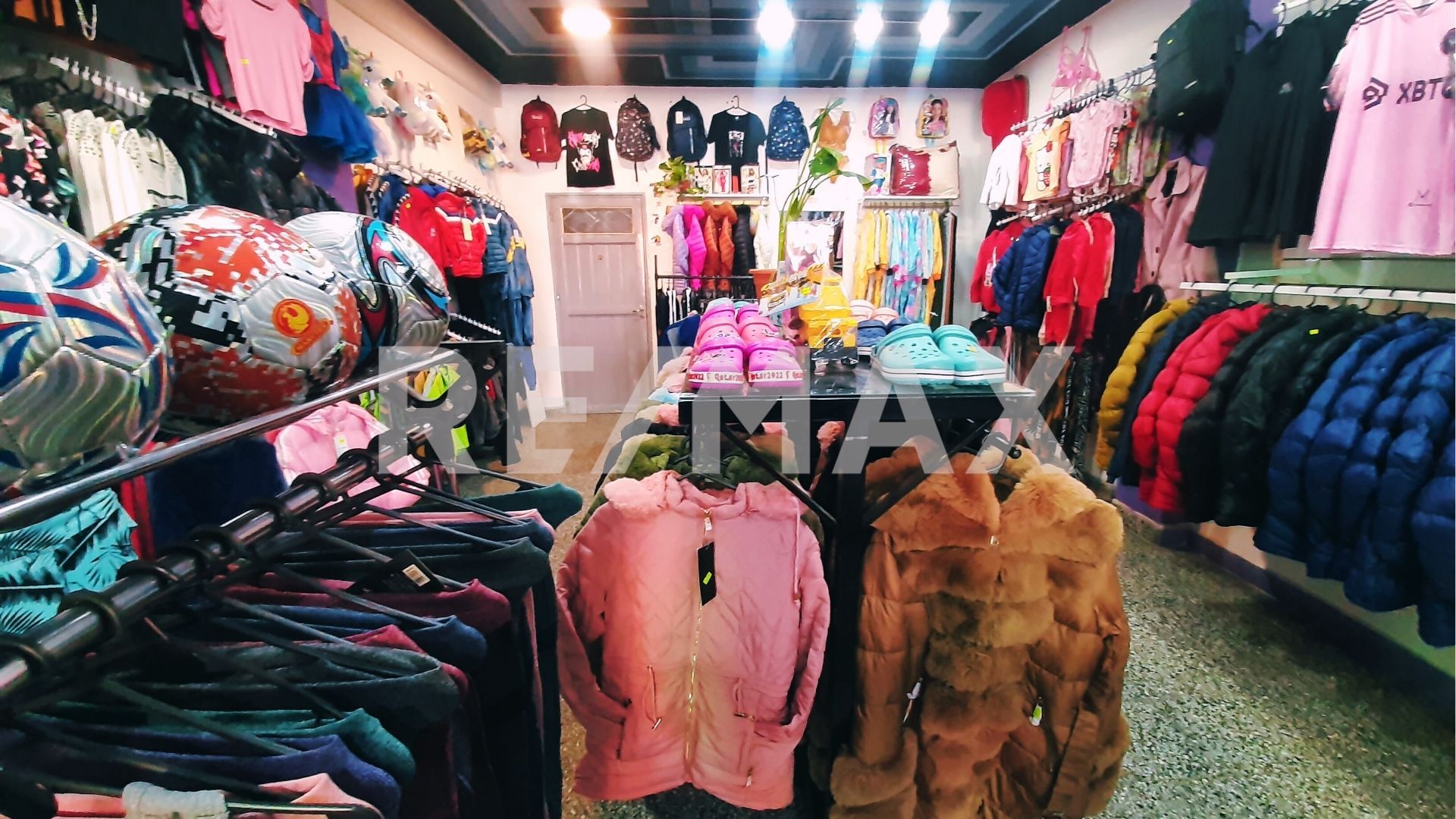 EN VENTA | LOCALES COMERCIALES | CENTRO NEUQUÉN - 3