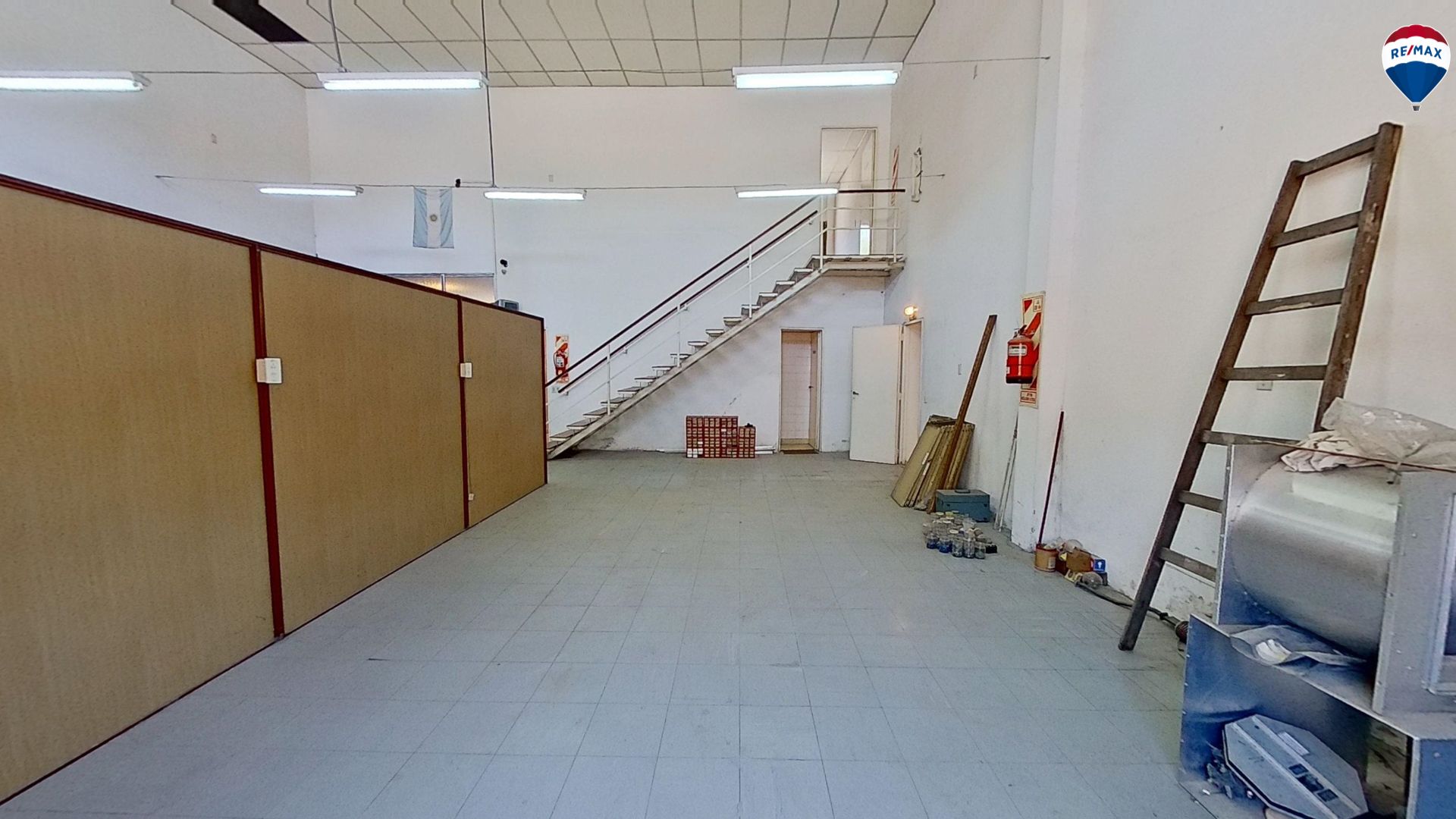 Don Torcuato - Venta Galpón con Depósito - 14