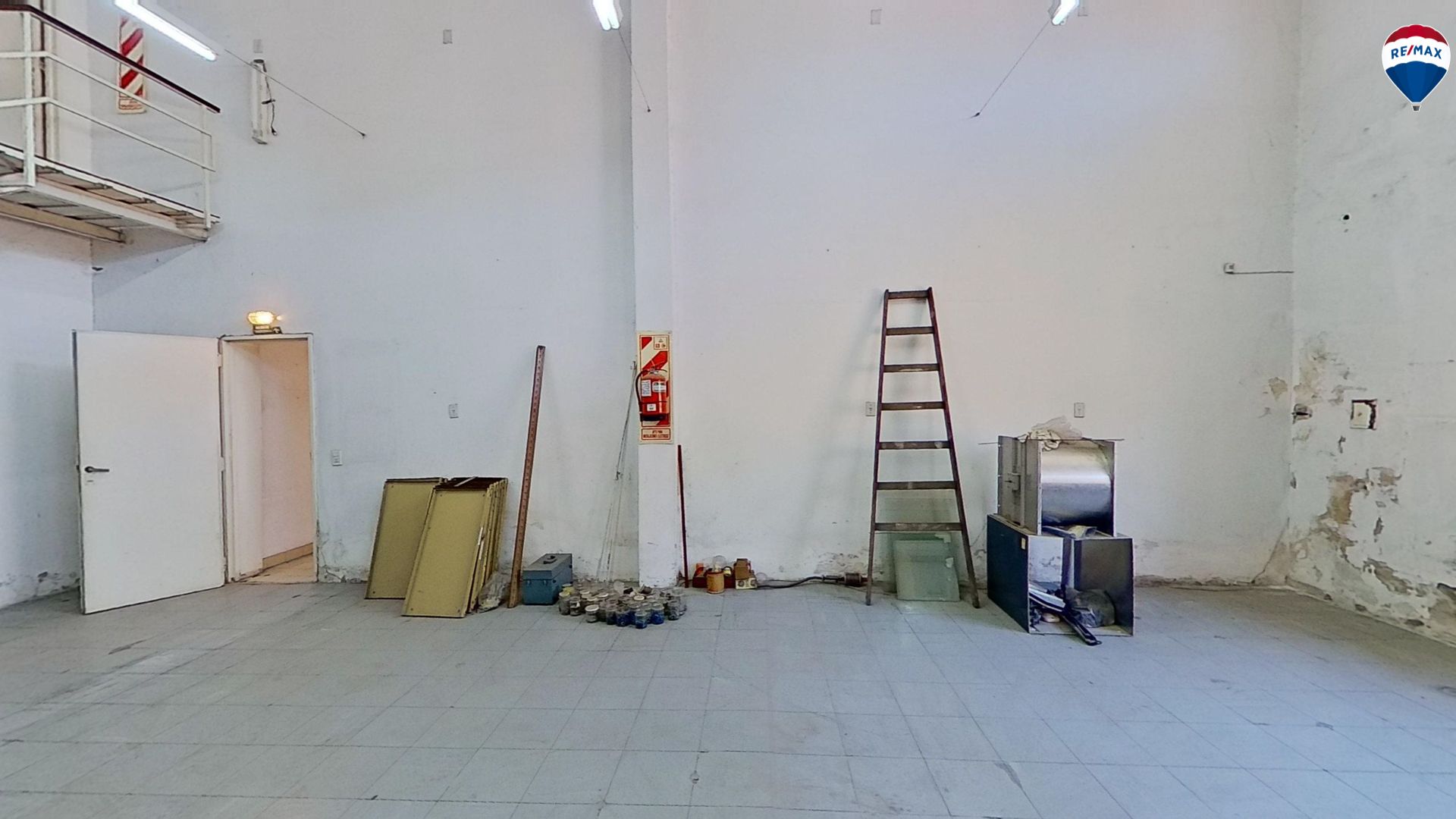 Don Torcuato - Venta Galpón con Depósito - 15