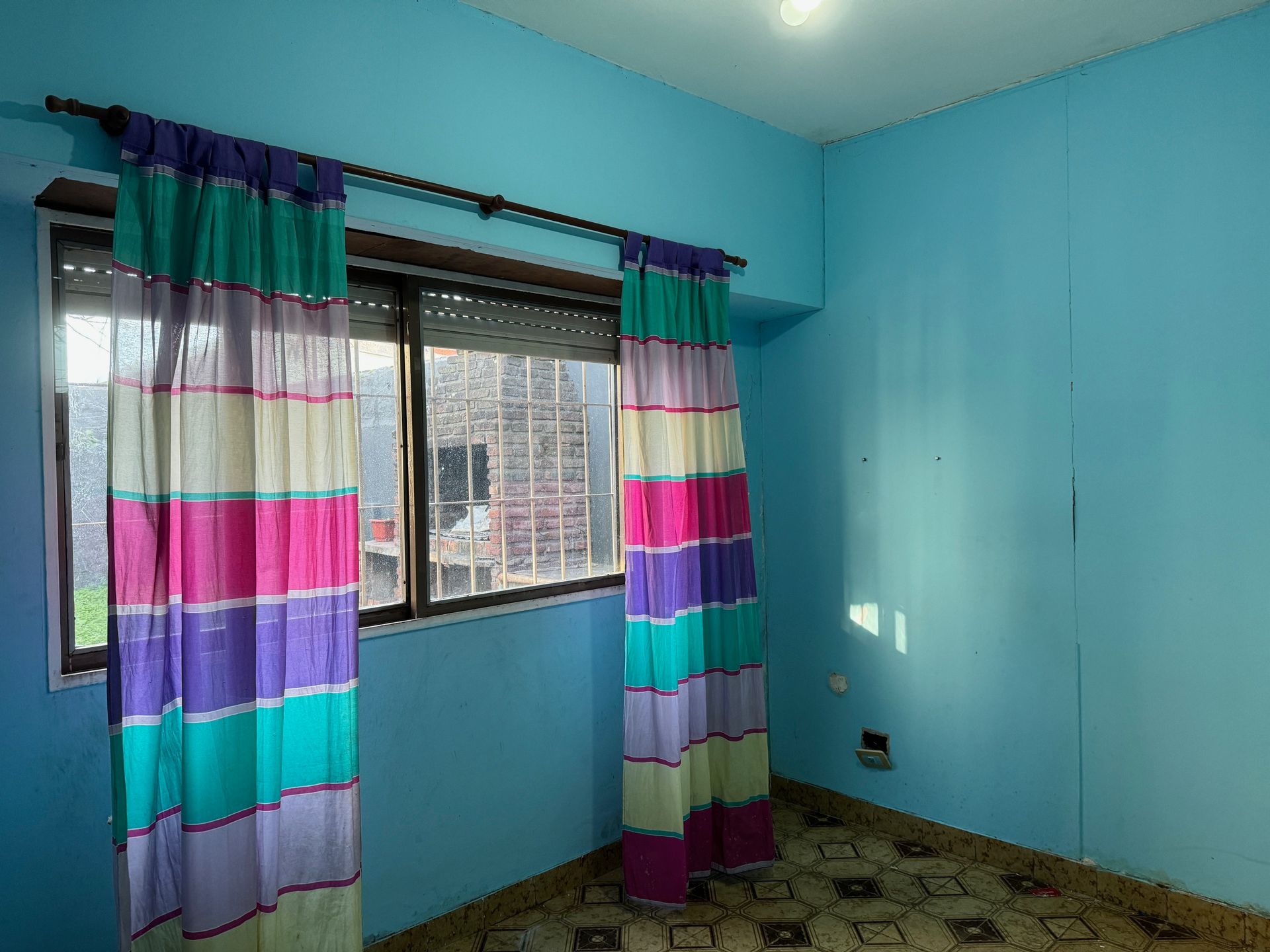 VENTA CASA 4 AMBIENTES ITUZAINGO. A RECICLAR - 10