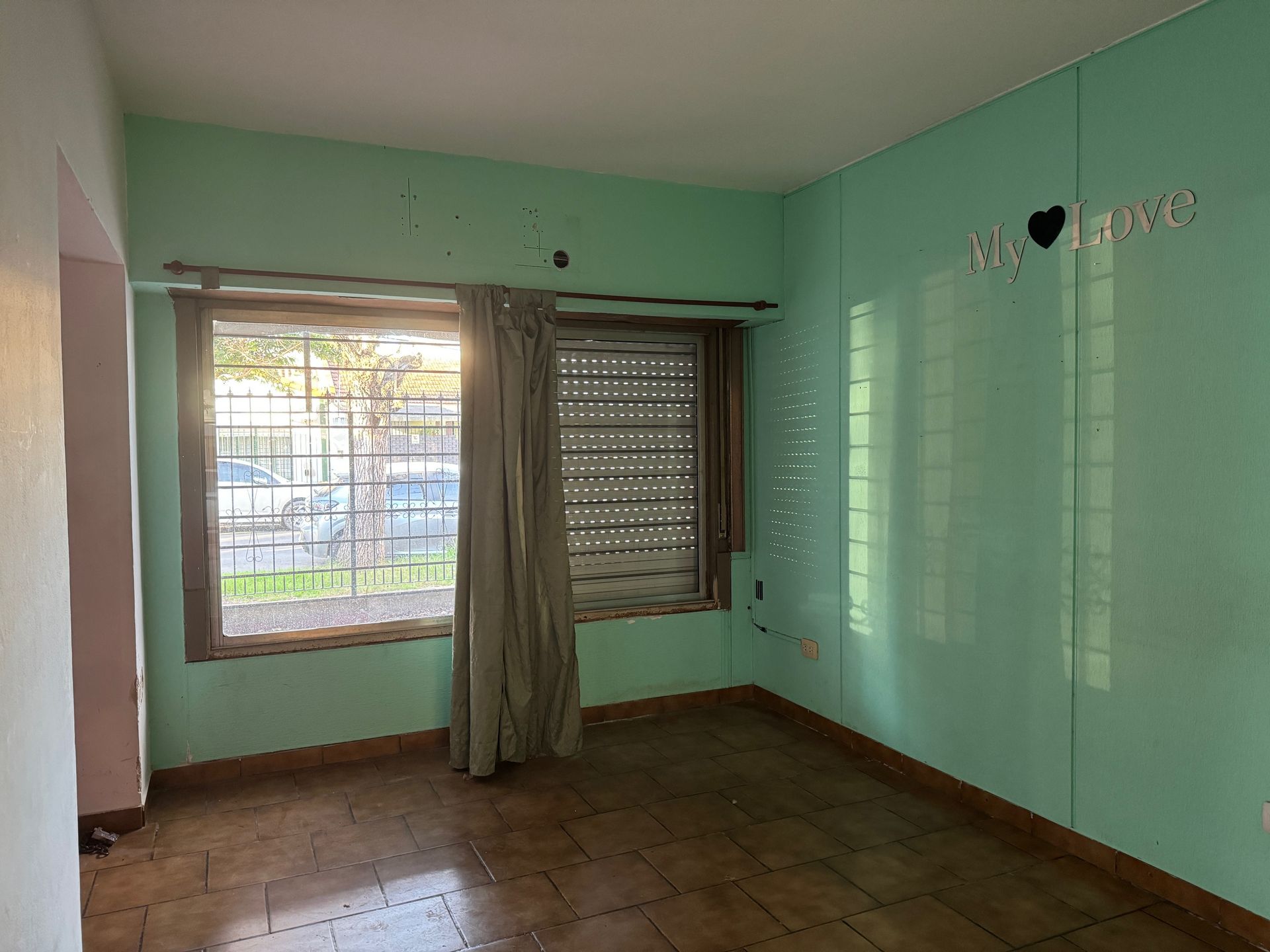 VENTA CASA 4 AMBIENTES ITUZAINGO. A RECICLAR - 13