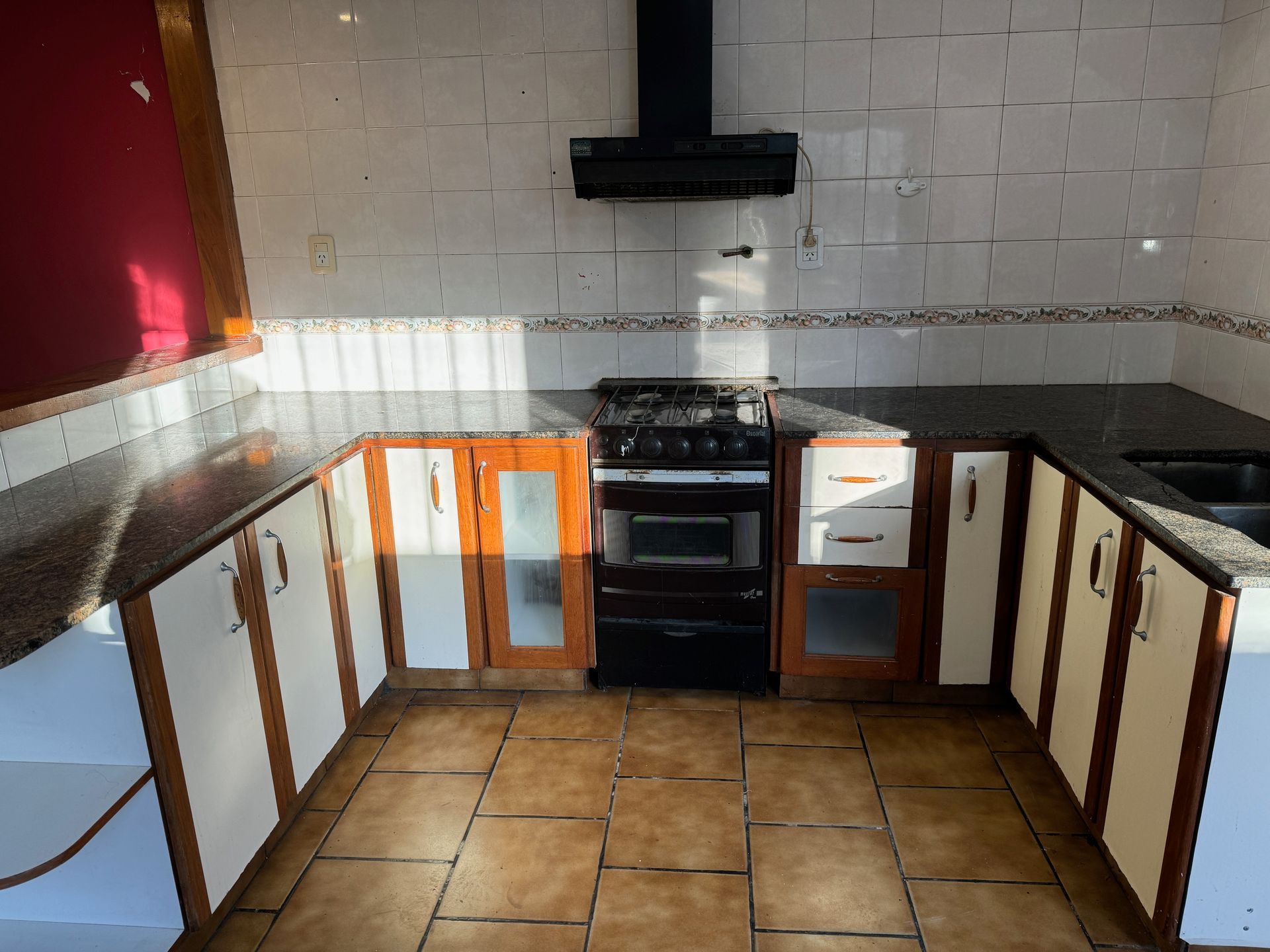 VENTA CASA 4 AMBIENTES ITUZAINGO. A RECICLAR - 3