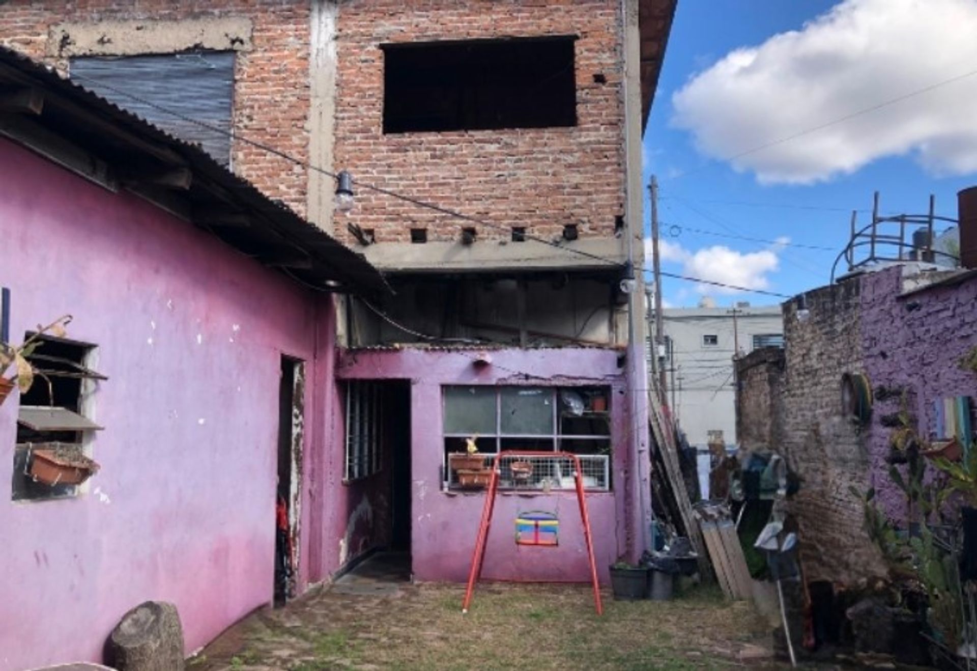 VENDE CASA 4 AMBIENTES CASTELAR - 6