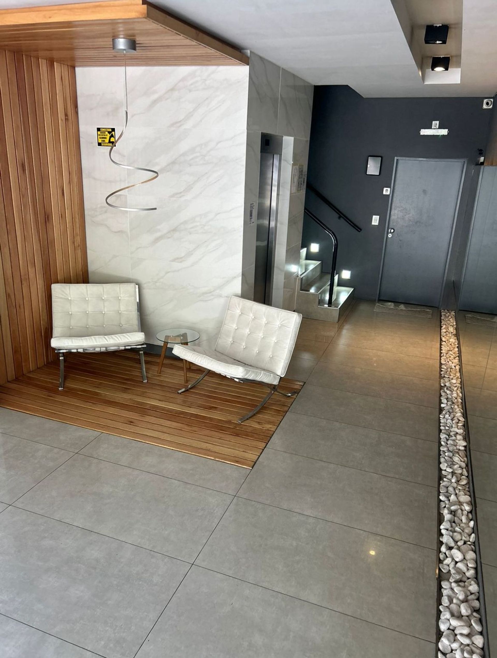 VENTA MONOAMBIENTE A ESTR C/PATIO SAN CRISTOBAL - 5
