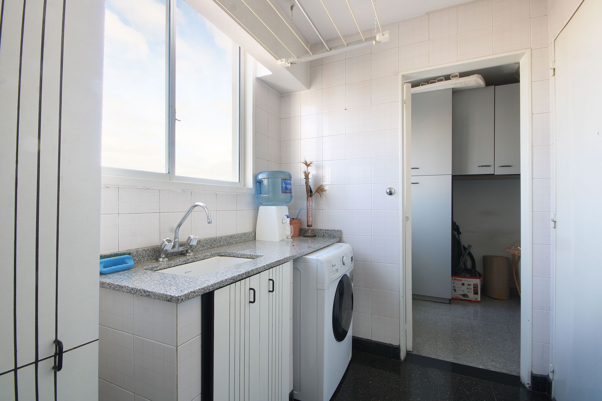 Venta departamento 6 ambientes con cochera Flores - 17