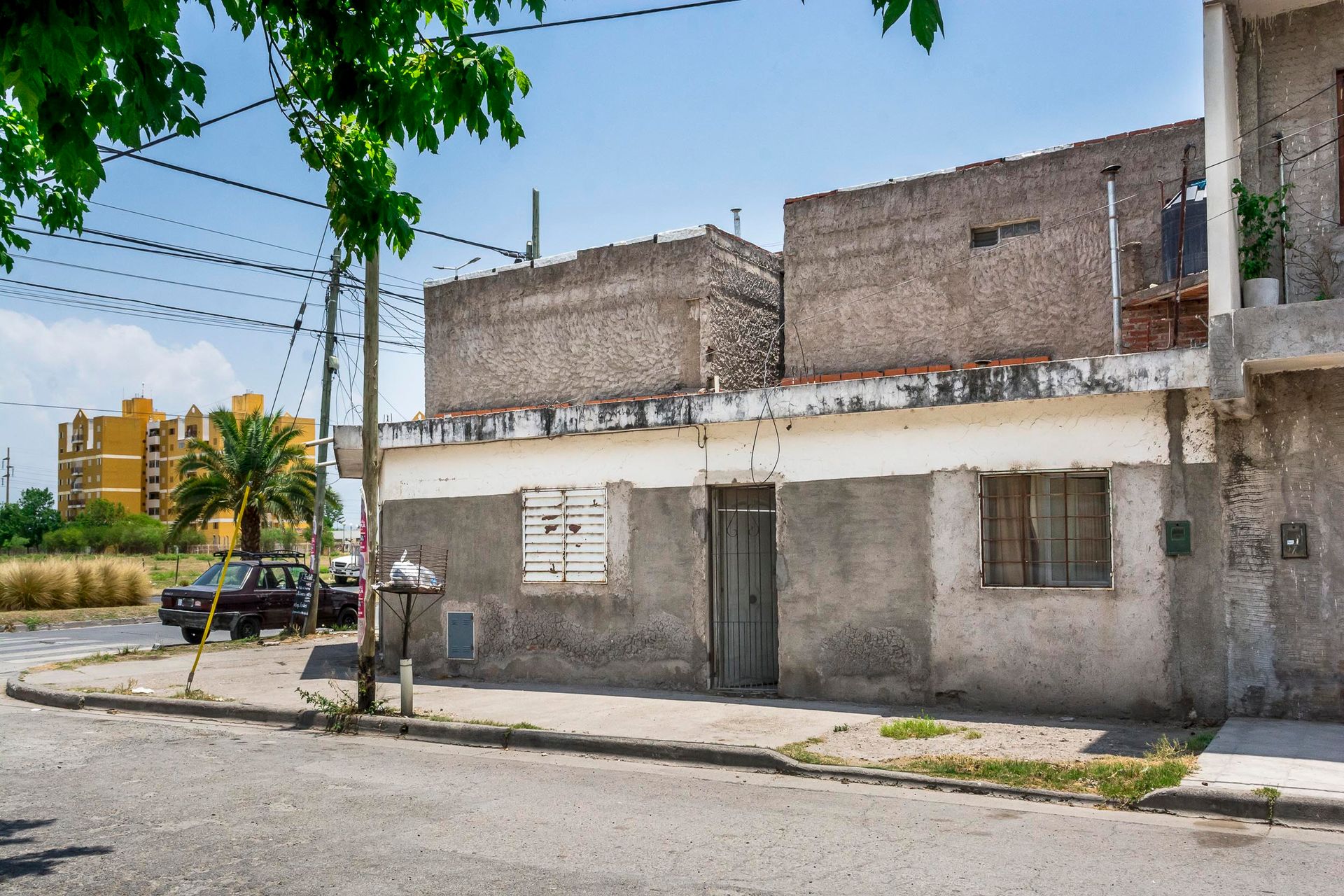 CASA 2 DORMITORIOS VENTA EN AV DEL LIBANO ZONA SUR — foto 2