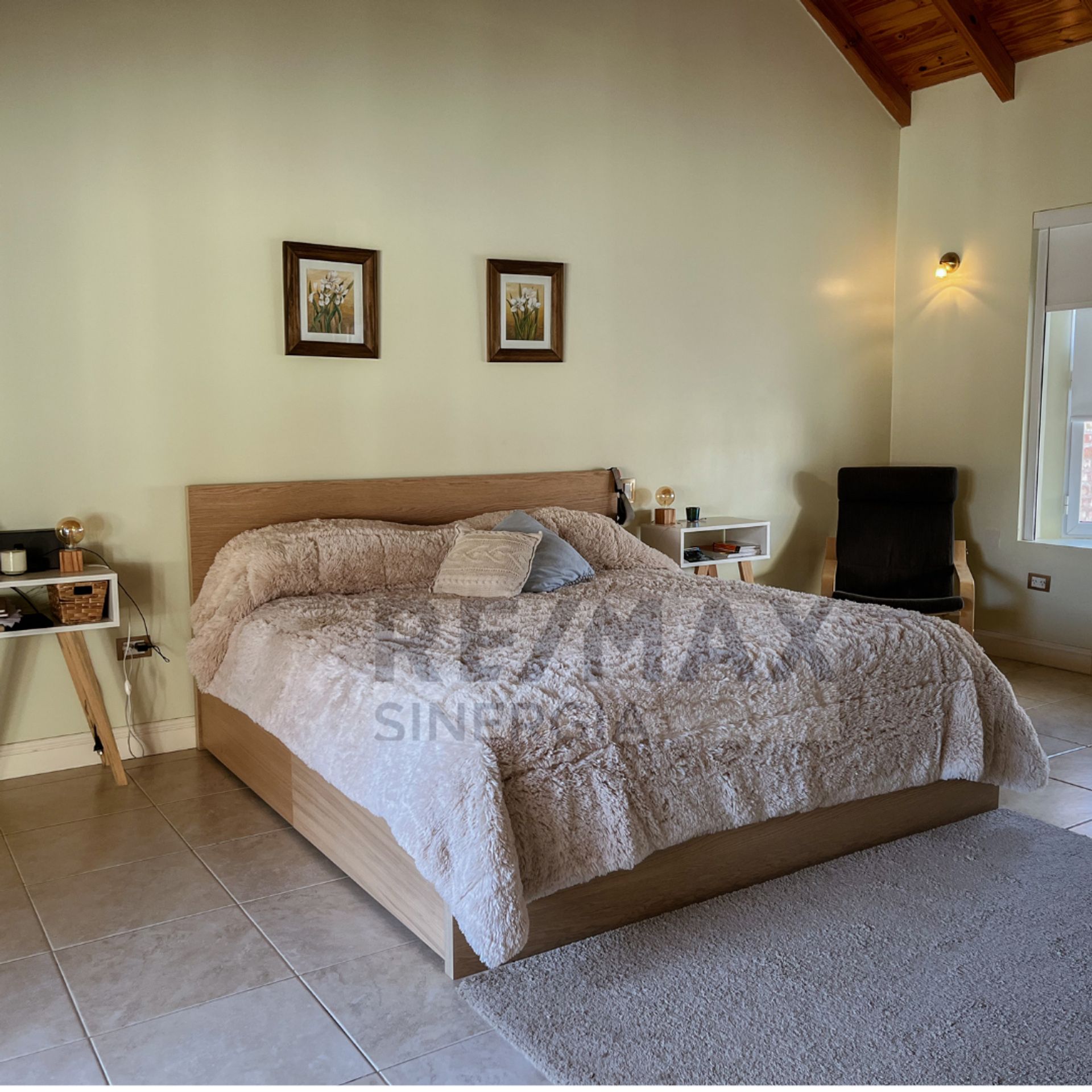 CASA 5 DORMITORIOS EN JARDINES DEL REY - 10