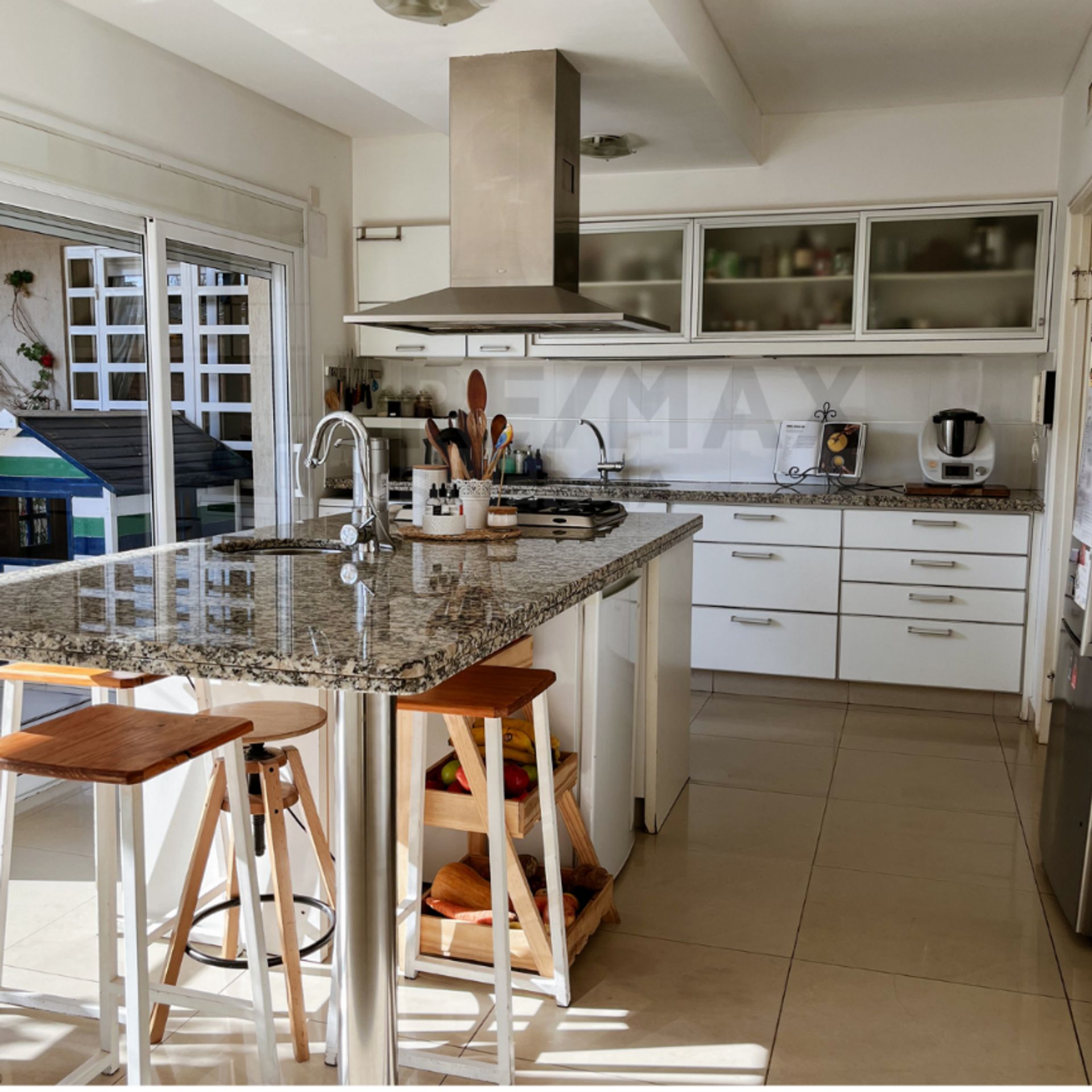 CASA 5 DORMITORIOS EN JARDINES DEL REY - 19