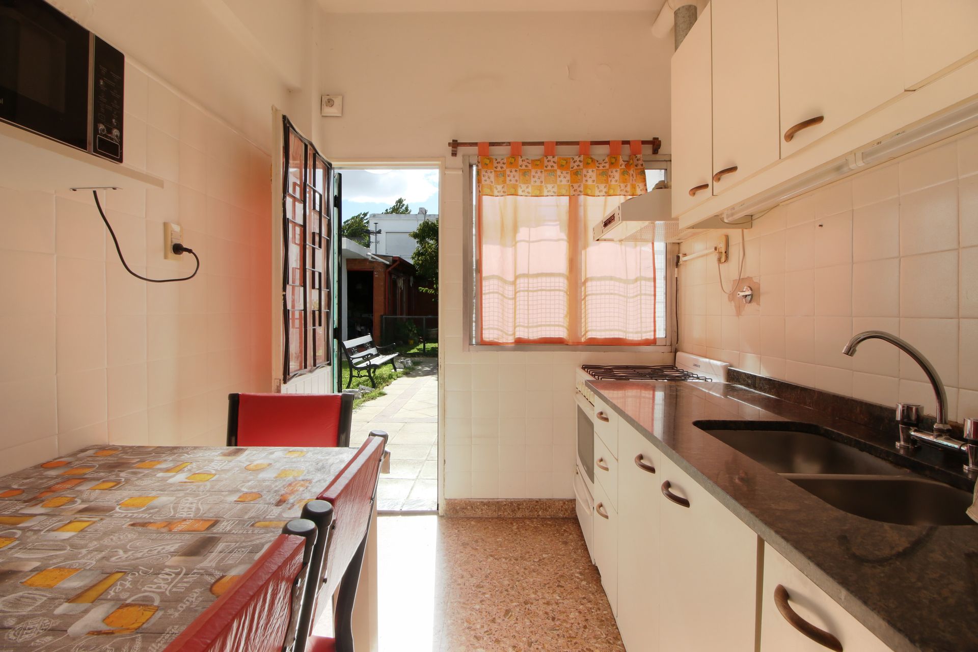 CASA 4 AMBIENTES VENTA RAMOS MEJIA JARDIN QUINCHO - 8