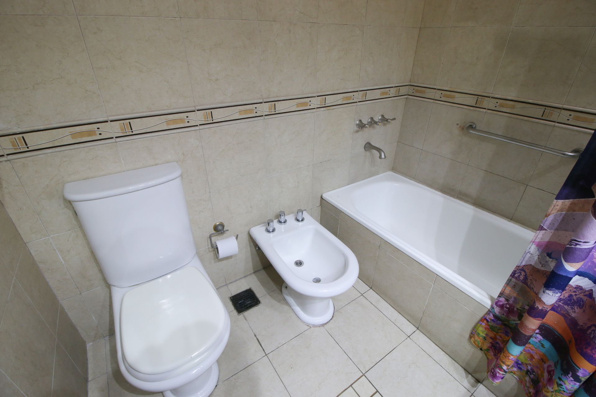CASA 4 AMBIENTES VENTA RAMOS MEJIA JARDIN QUINCHO - 17