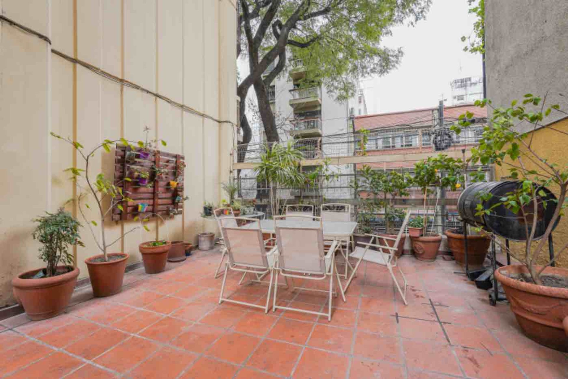DEPARTAMENTO 3 AMBIENTES VENTA CA&Ntilde;ITAS 2 COCHERAS - 11