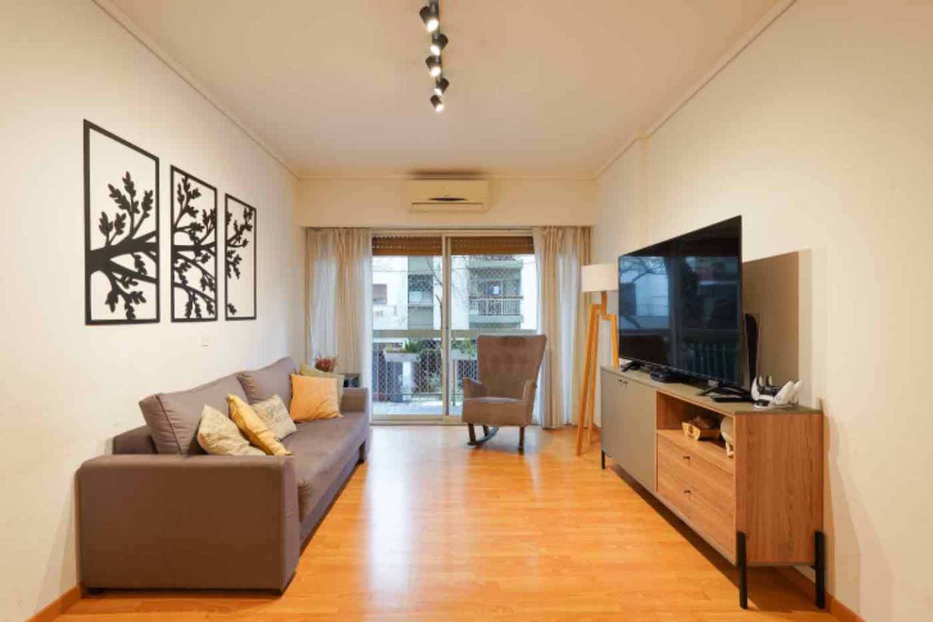 DEPARTAMENTO 3 AMBIENTES VENTA CA&Ntilde;ITAS 2 COCHERAS - 3