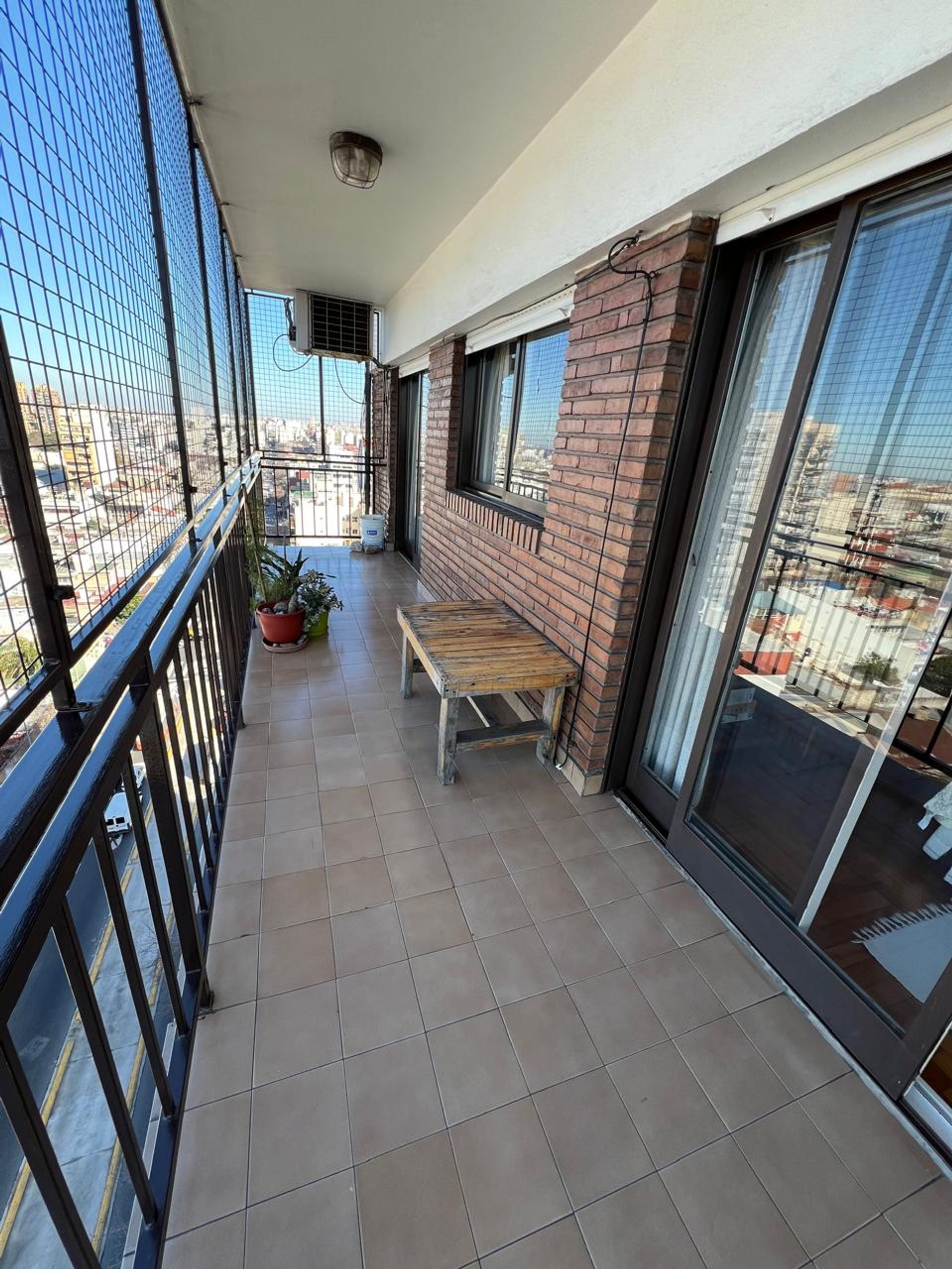 Venta depto. 3 Ambientes con balcón San Cristóbal
