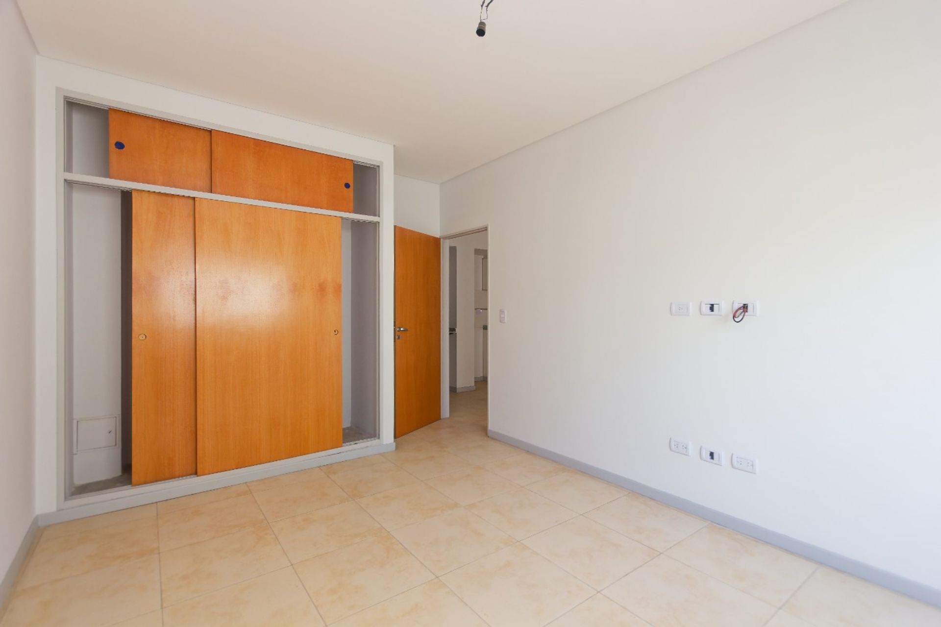 VENTA DEPARTAMENTO 2 AMB A ESTRENAR PATIO LUMINOS - 2