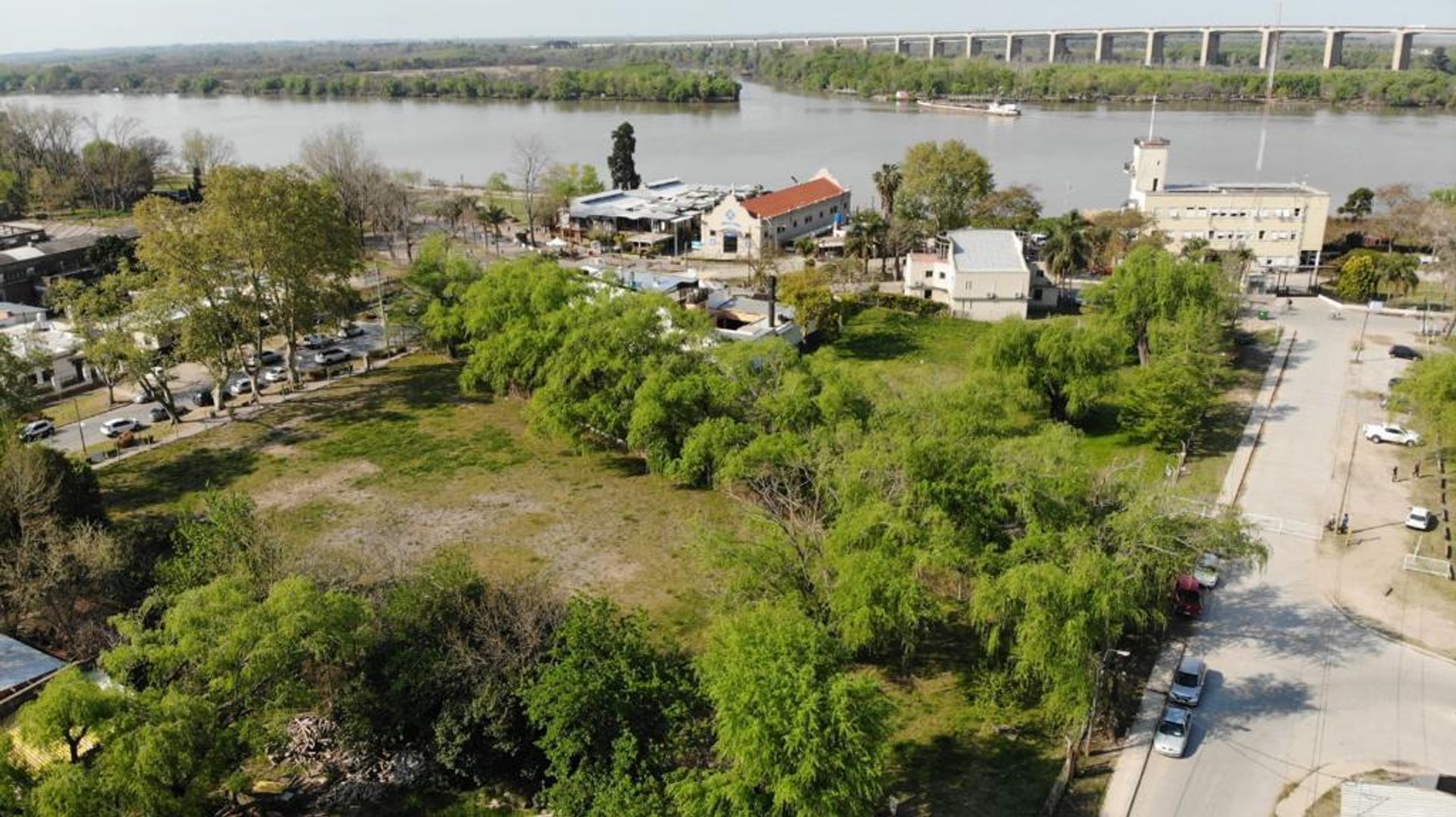 VENTA LOTE EMPRENDIMIENTO FRENTE AL RIO EN ZARATE - 7
