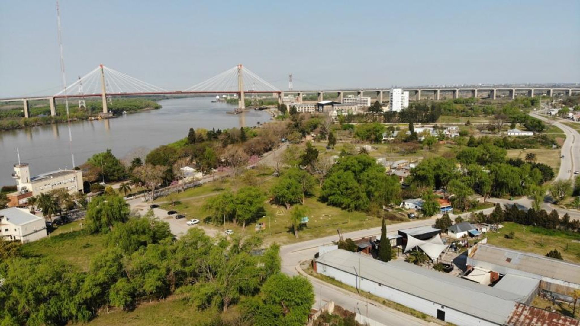 VENTA LOTE EMPRENDIMIENTO FRENTE AL RIO EN ZARATE - 8