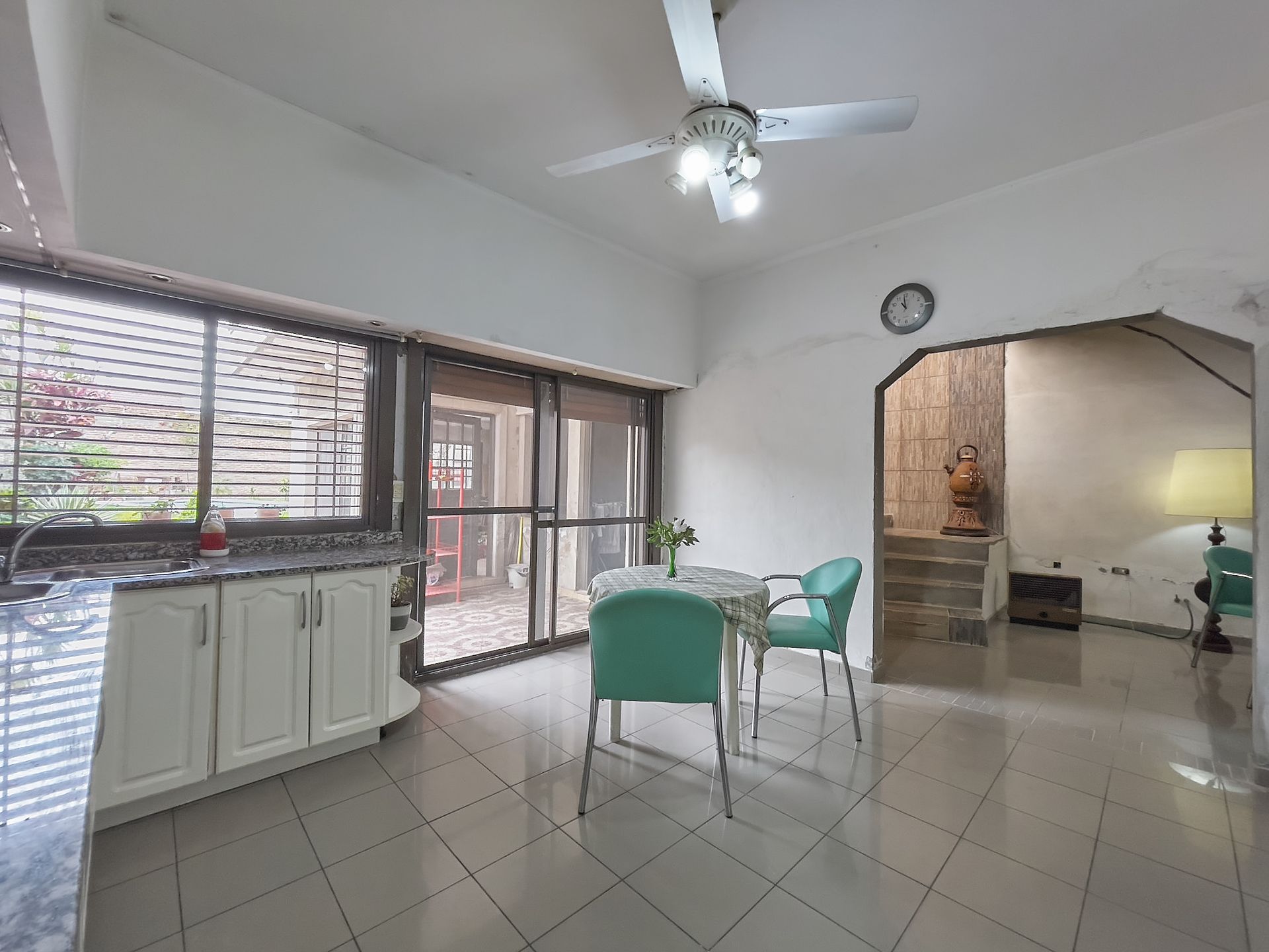 Venta casa 5 ambientes con pileta climatizada - 18