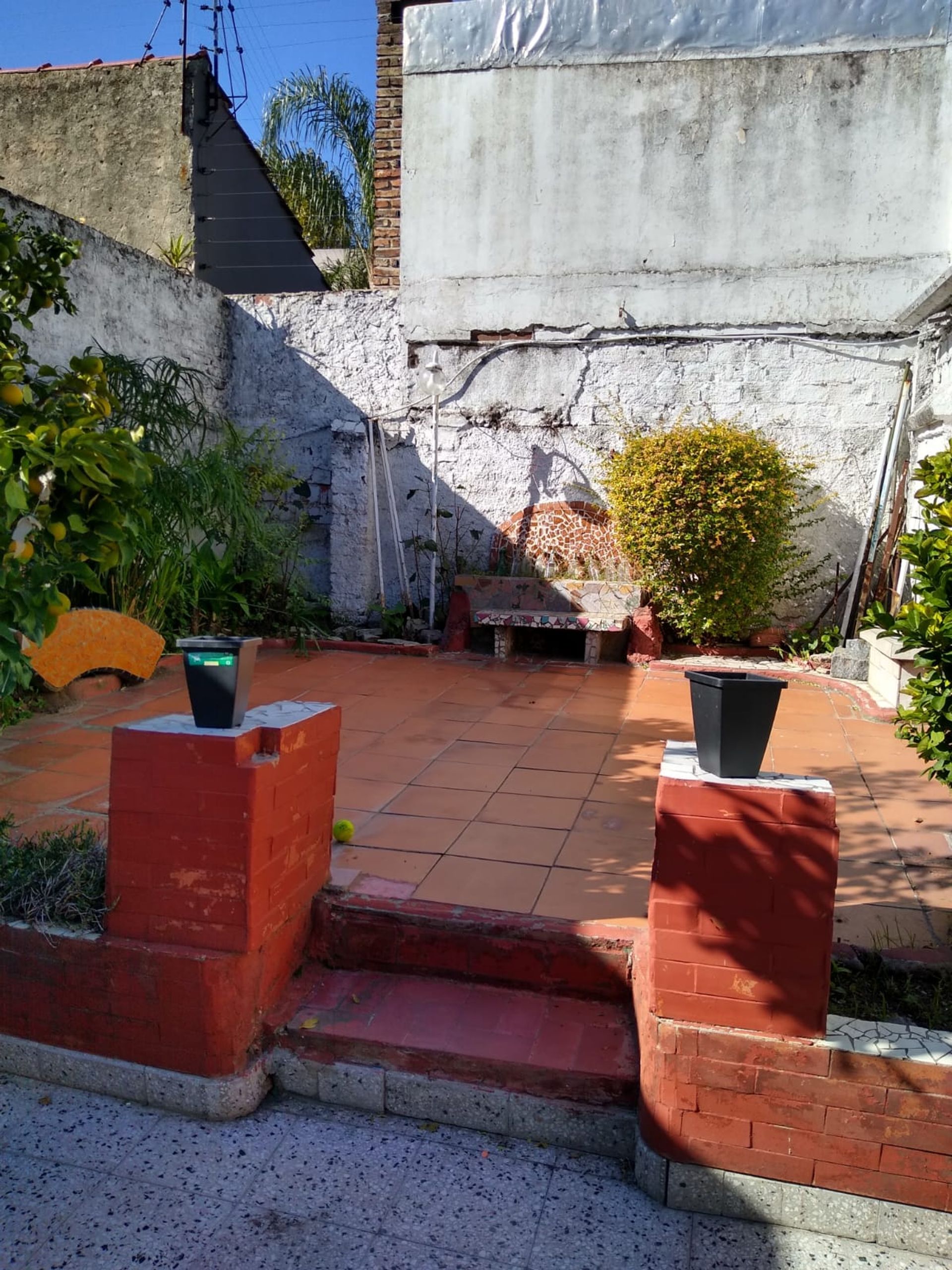VENTA CASA 4 AMBIENTES CON COCHERA - BANFIELD - 6