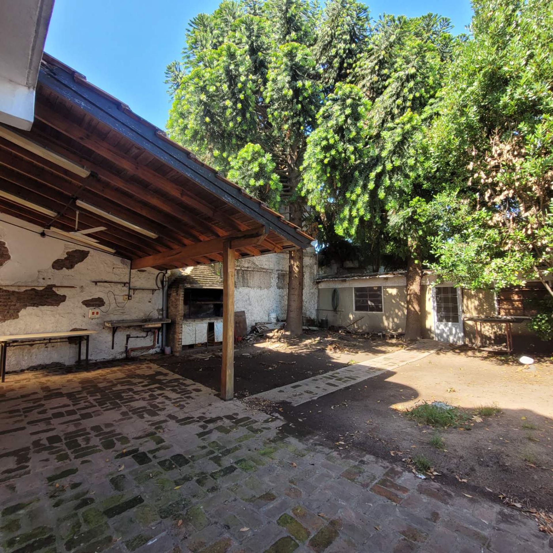 Venta Lanús Casa 5 ambientes Jardín Quincho Parri - 4