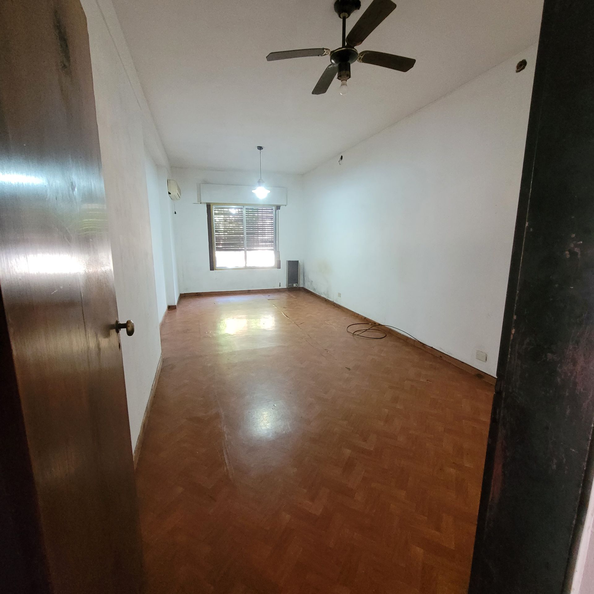 Venta Lanús Casa 5 ambientes Jardín Quincho Parri - 8
