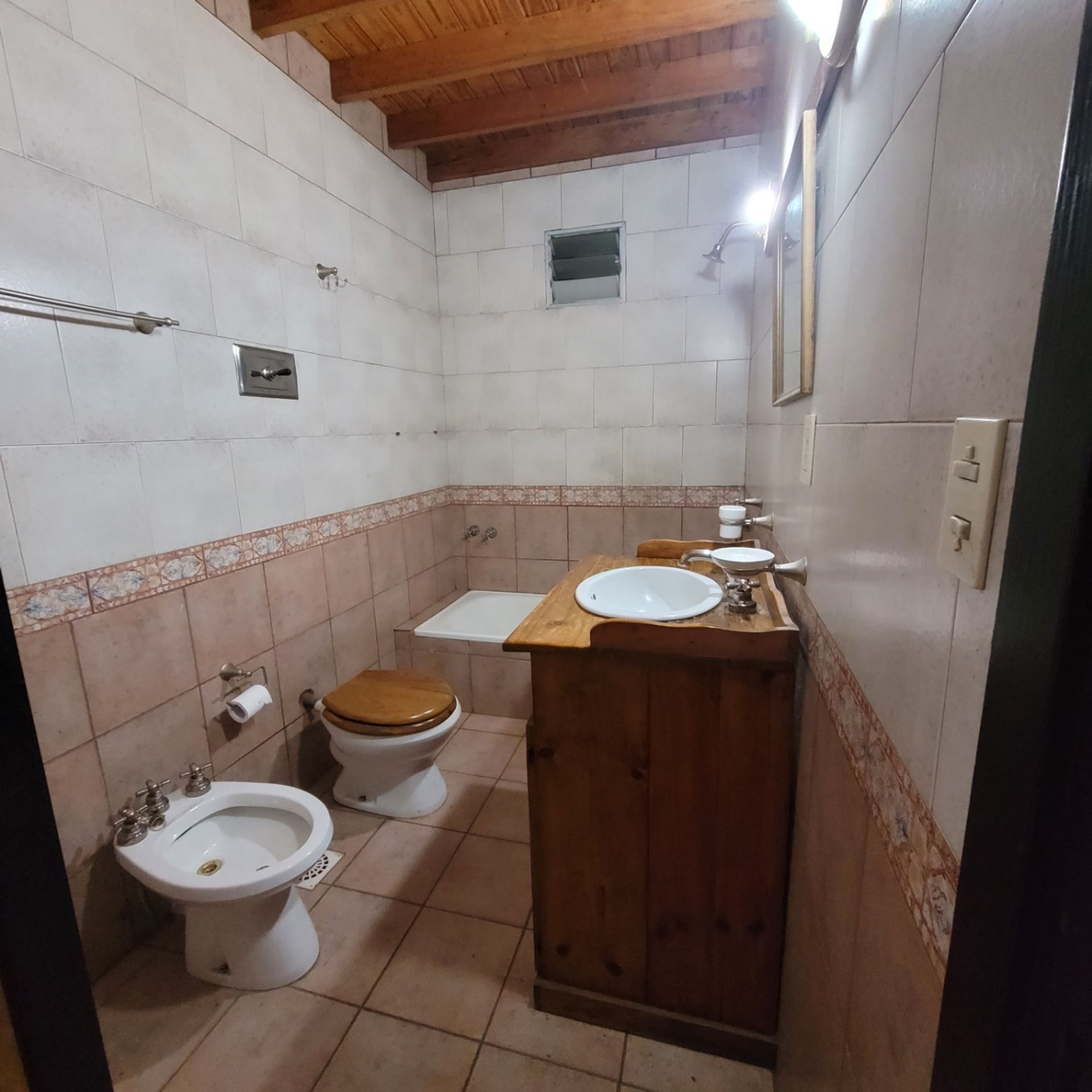 Venta Lanús Casa 5 ambientes Jardín Quincho Parri - 13