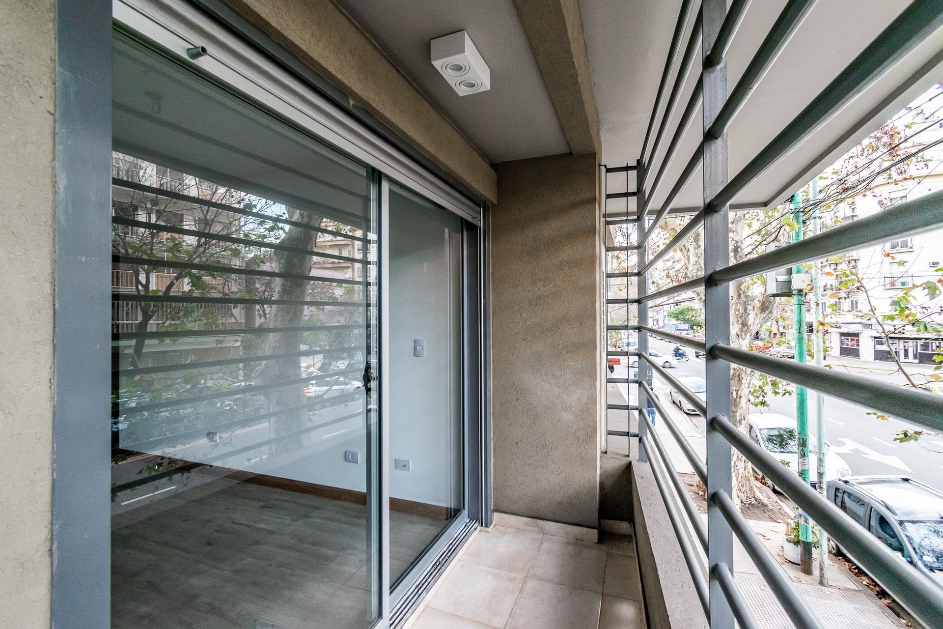 VENTA DEPARTAMENTO 3 AMB EN FLORES 1RO A CON PATIO - 3