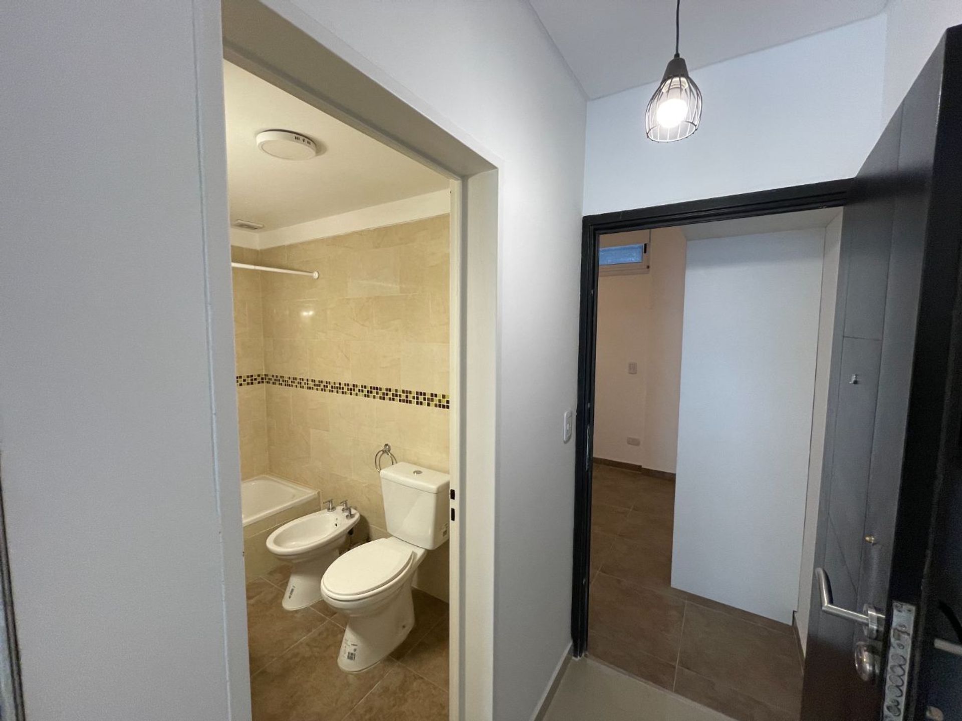 Venta Excelente 2 Ambientes con Cochera (Permuta) - 6