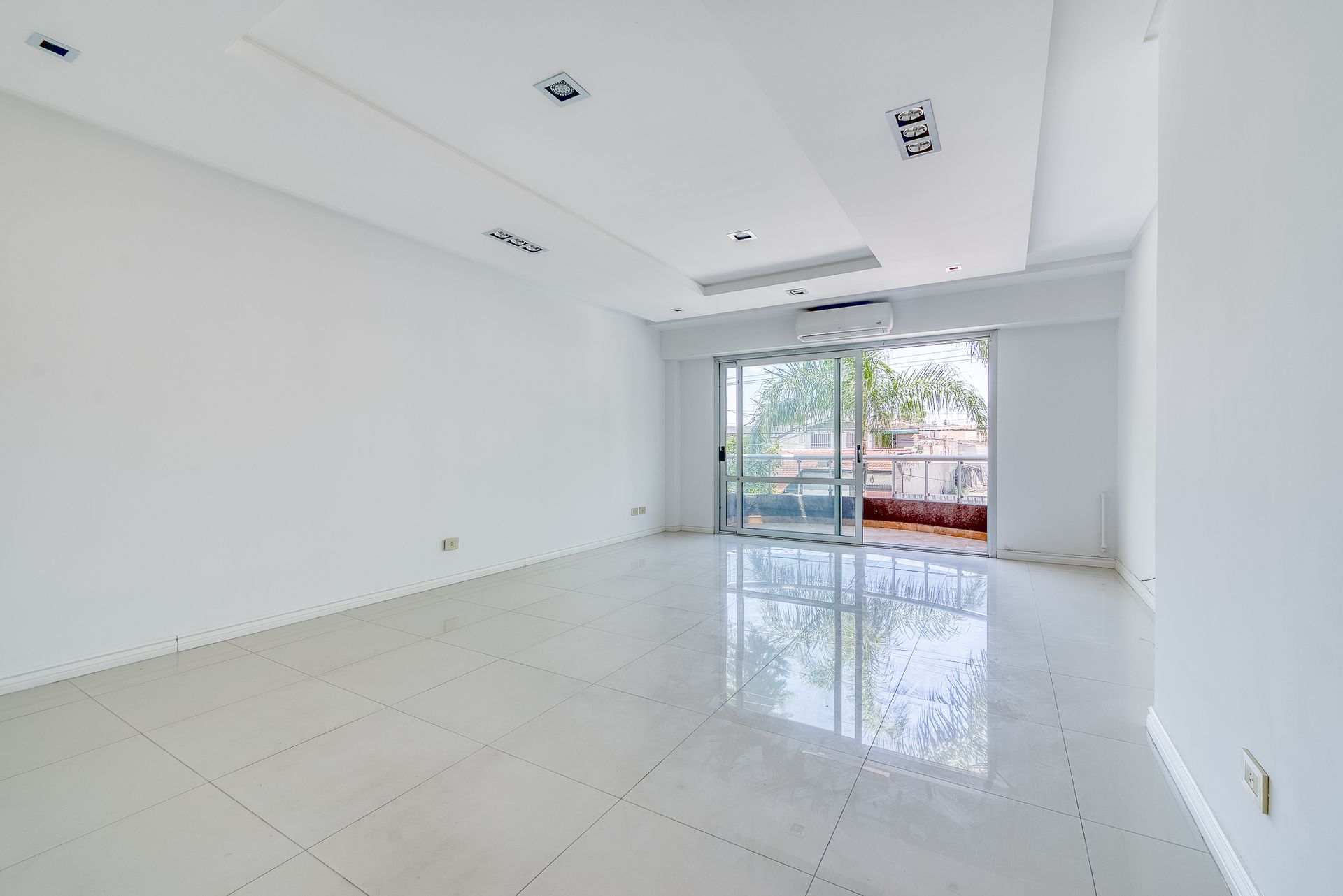 Venta Dpto semipiso 3 amb con cohera. Muy Luminoso — foto 5