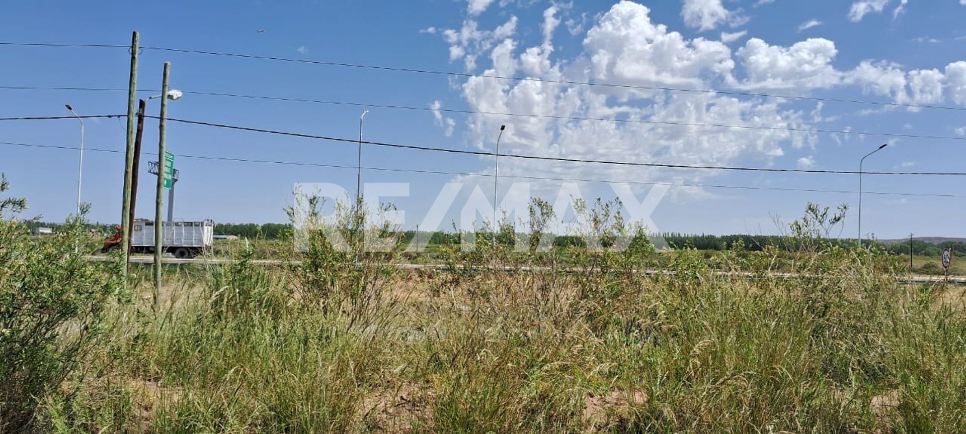Venta de Lote 585mts. La Dolfina Plottier - 8