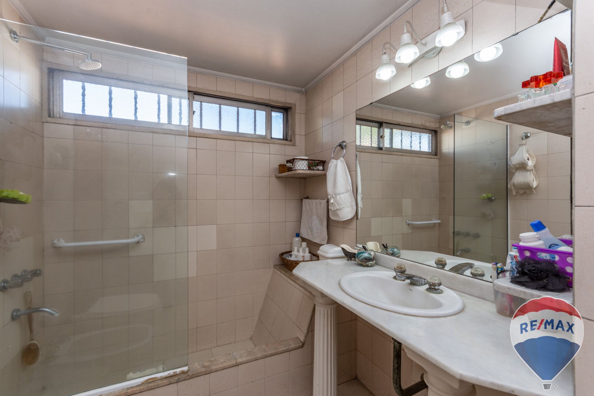 Casa venta en Don Torcuato con jardin y quincho - 11