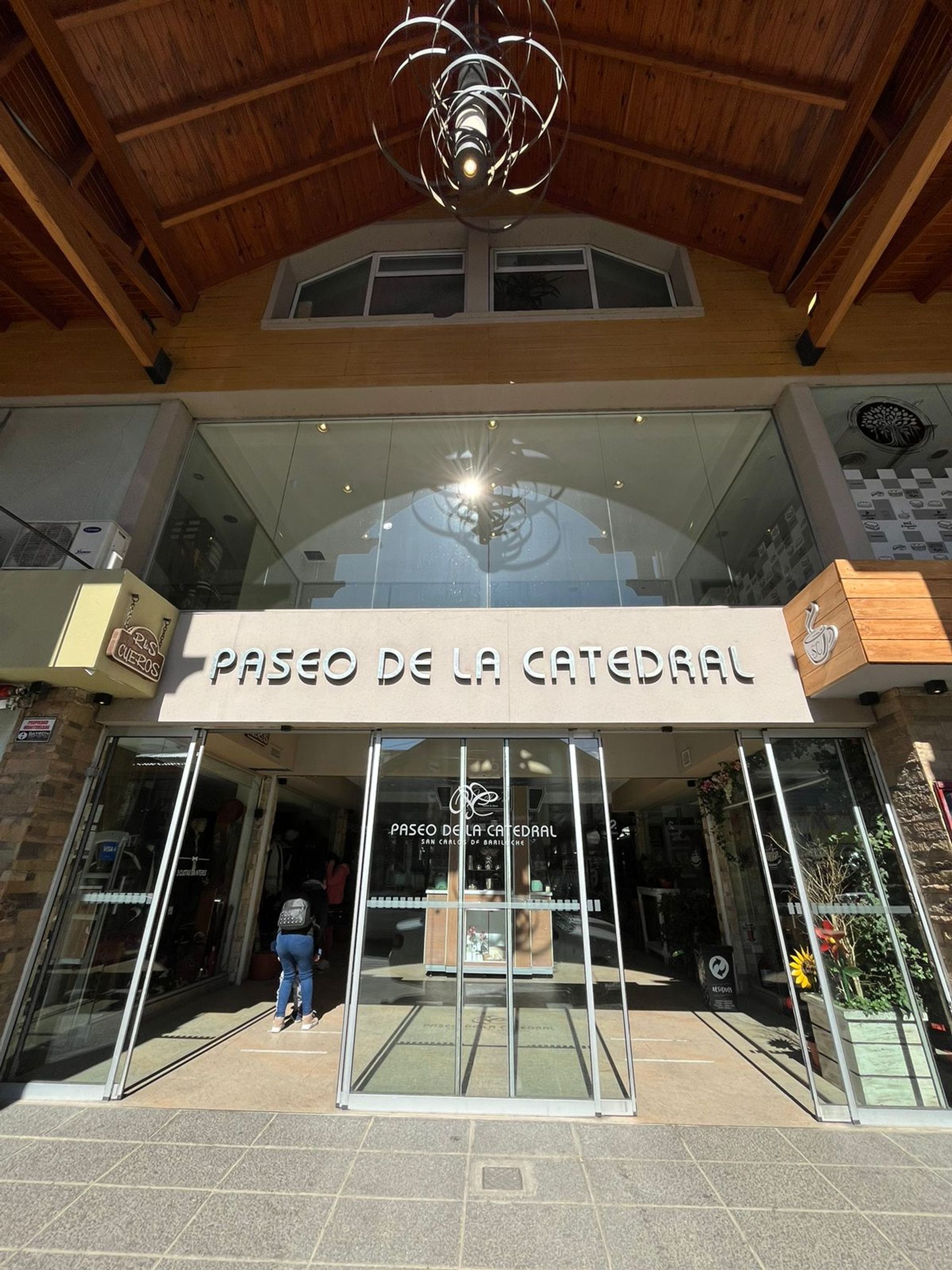 Local/g&oacute;ndola en Galer&iacute;a Paseo de la Catedral - 5
