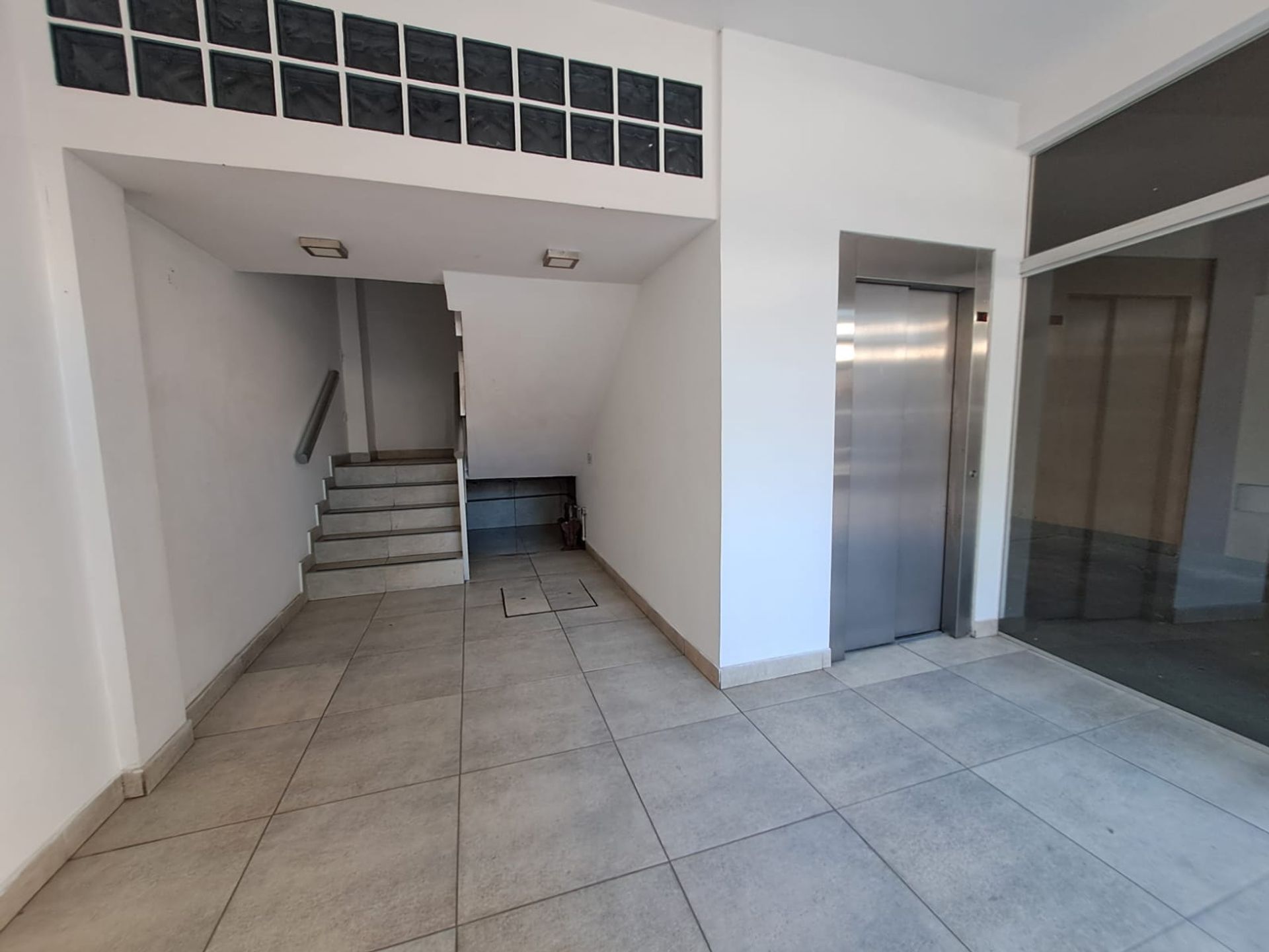 Monoambiente con balcón en venta en Villa Luro — foto 5