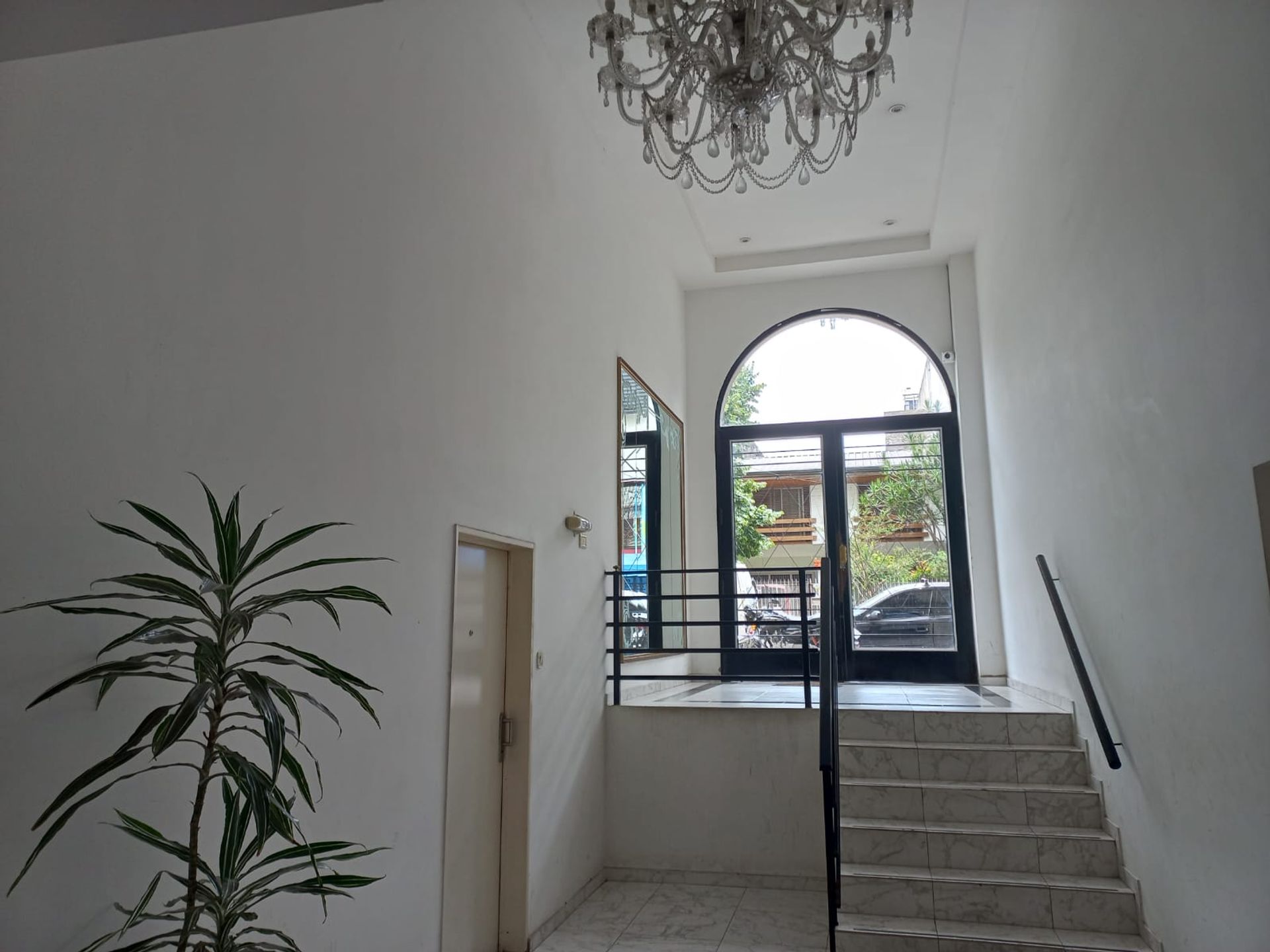 MONOAMBIENTE EN VENTA EN MONTE CASTRO PATIO APTO C - 2