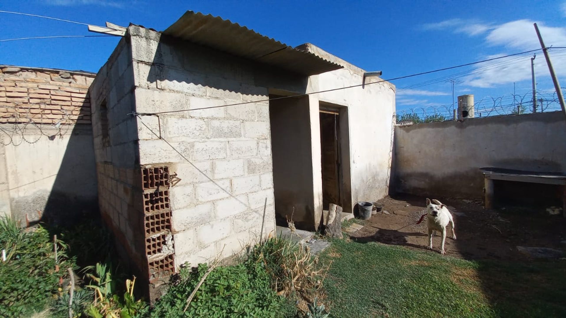 CASA CON DEPARTAMENTO BARRIO GUEMES. RAWSON - 11