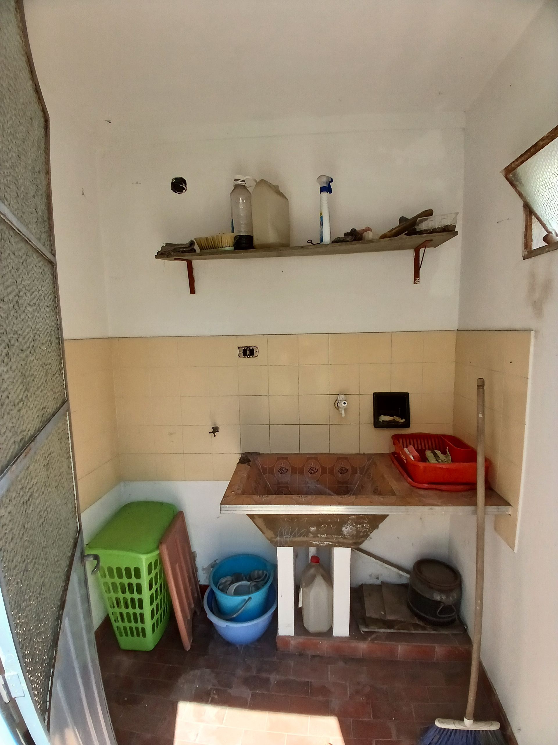 CASA 3 AMBIENTES + POSIBLE ESTUDIO o QUINCHO - 12