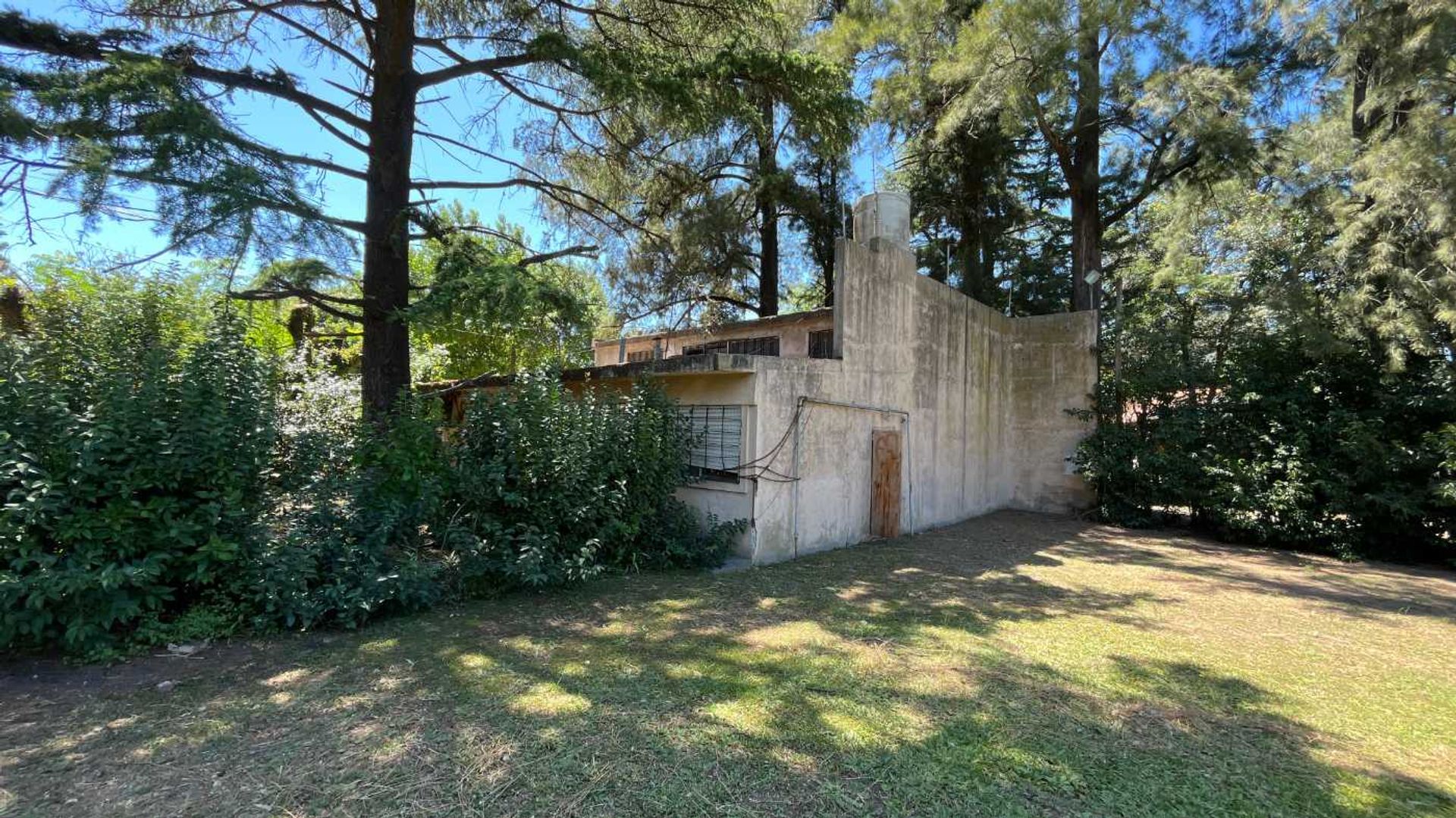 CASA 5 AMBIENTES EN VENTA LONGCHAMPS 3000mt2 - 13