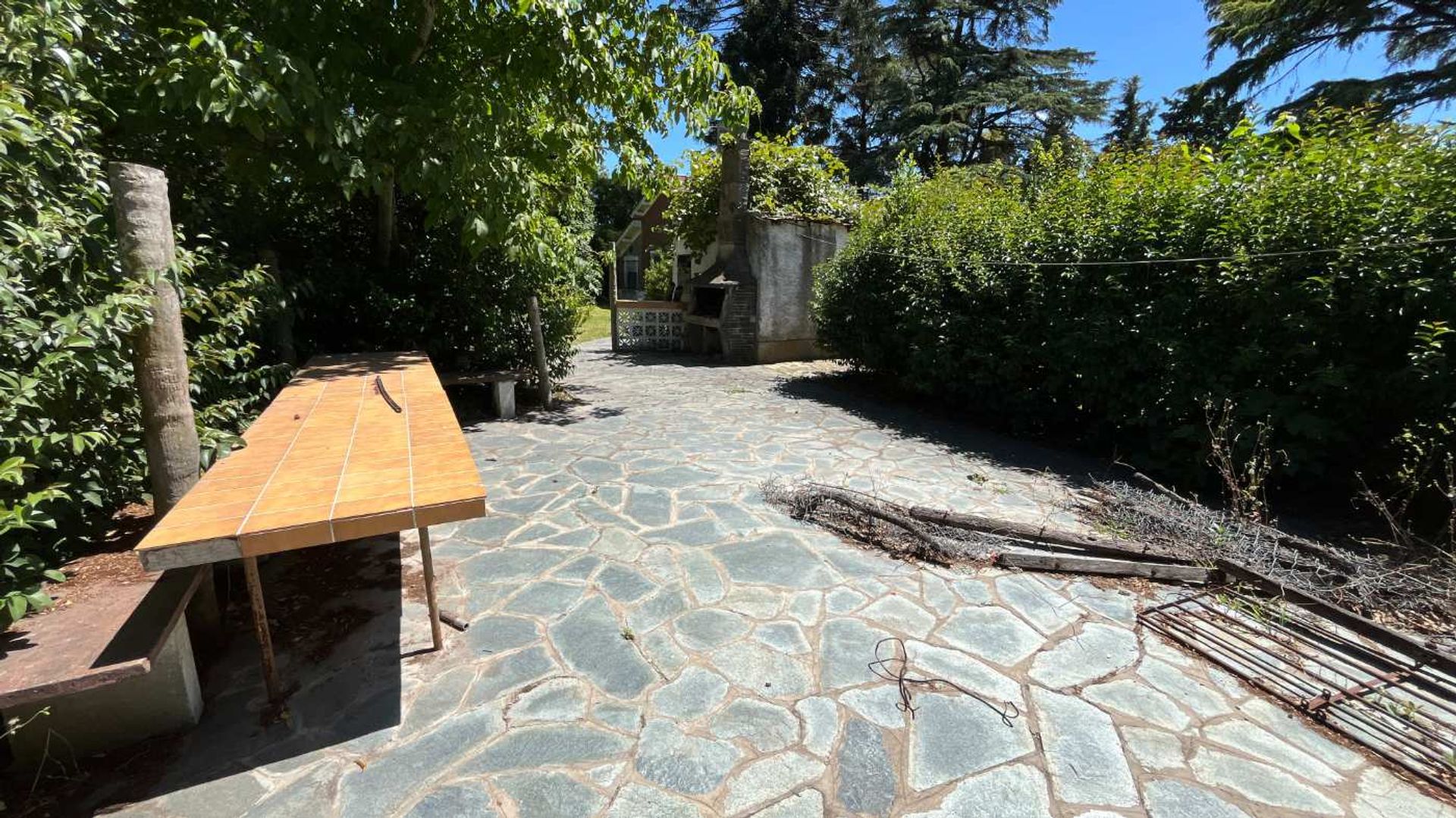 CASA 5 AMBIENTES EN VENTA LONGCHAMPS 3000mt2 - 17