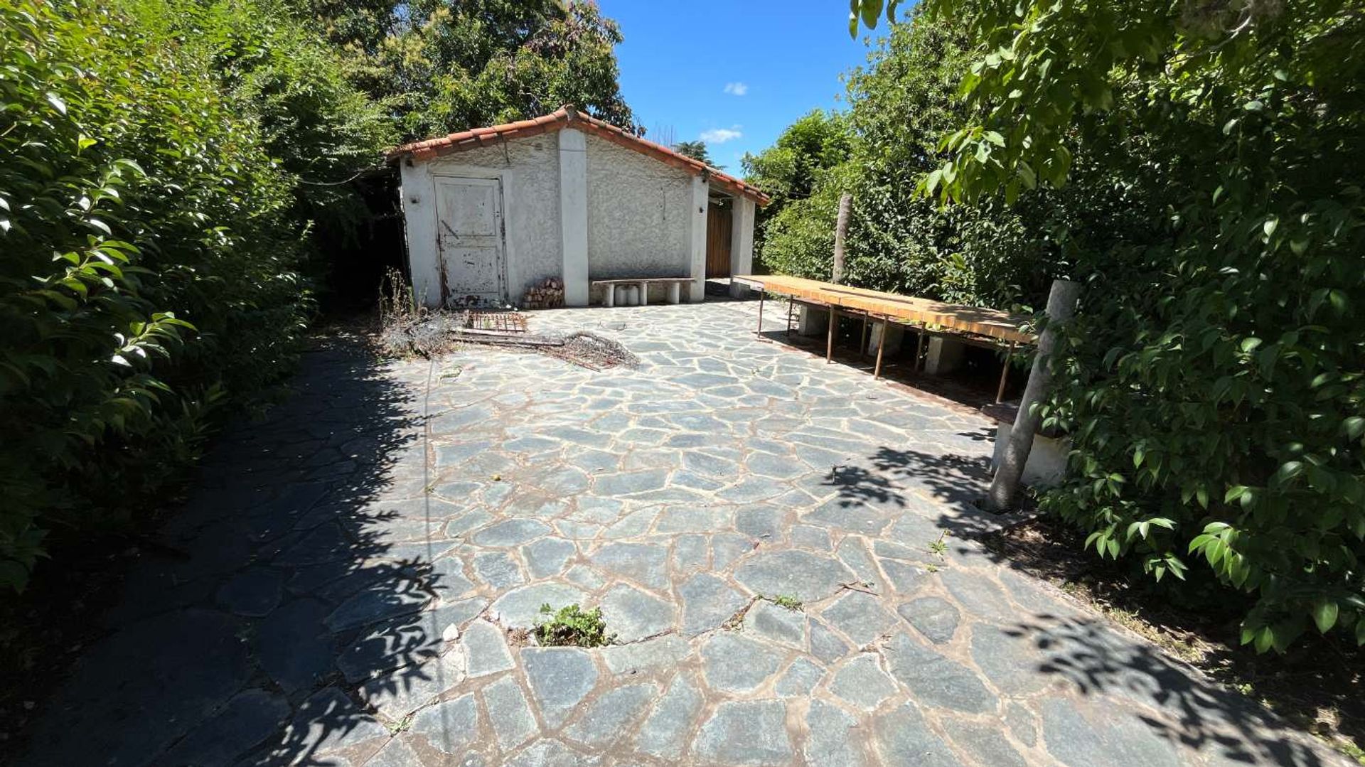 CASA 5 AMBIENTES EN VENTA LONGCHAMPS 3000mt2 - 16
